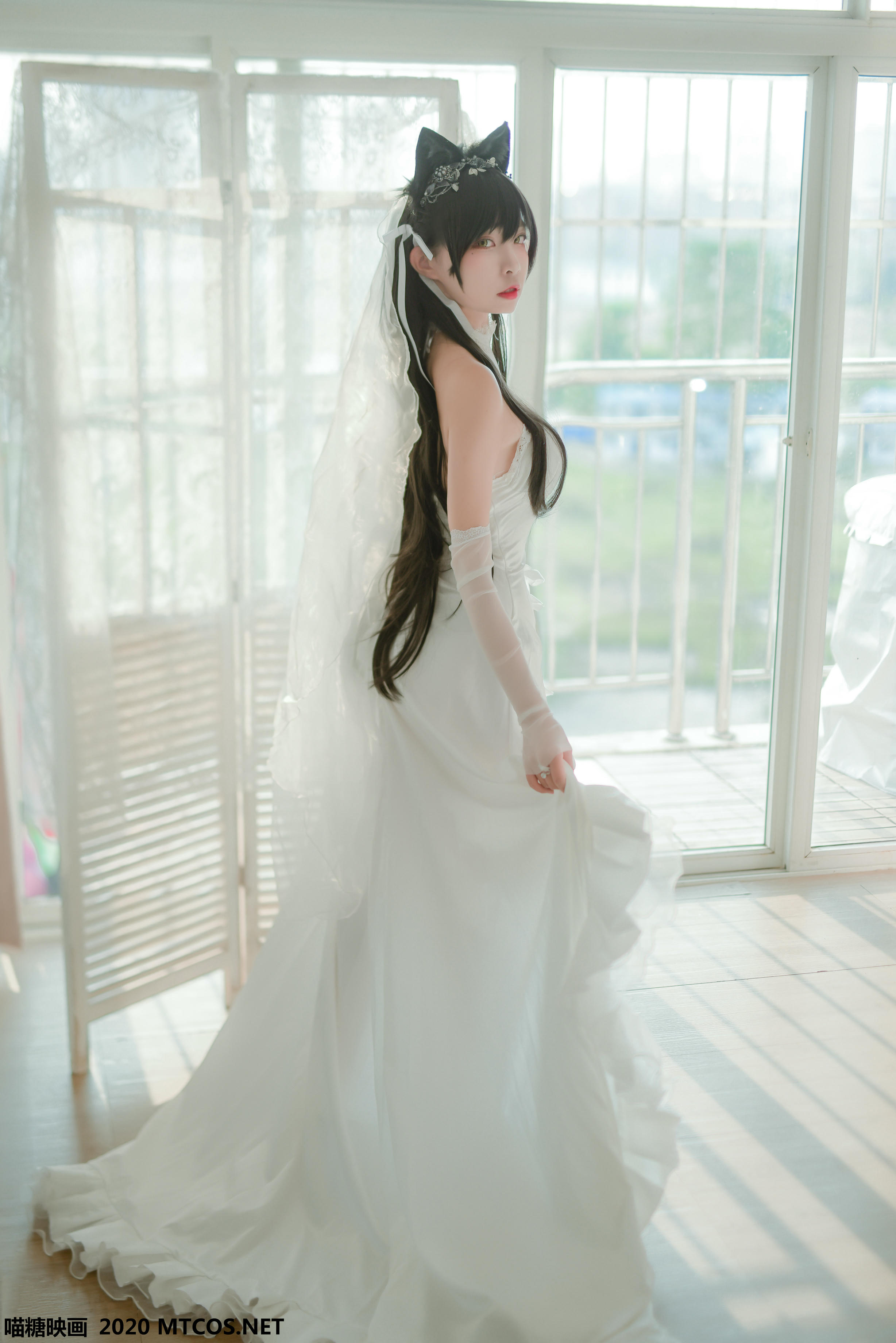 [喵糖映画] VOL.100 婚纱爱宕[40P／972MB]_第2集