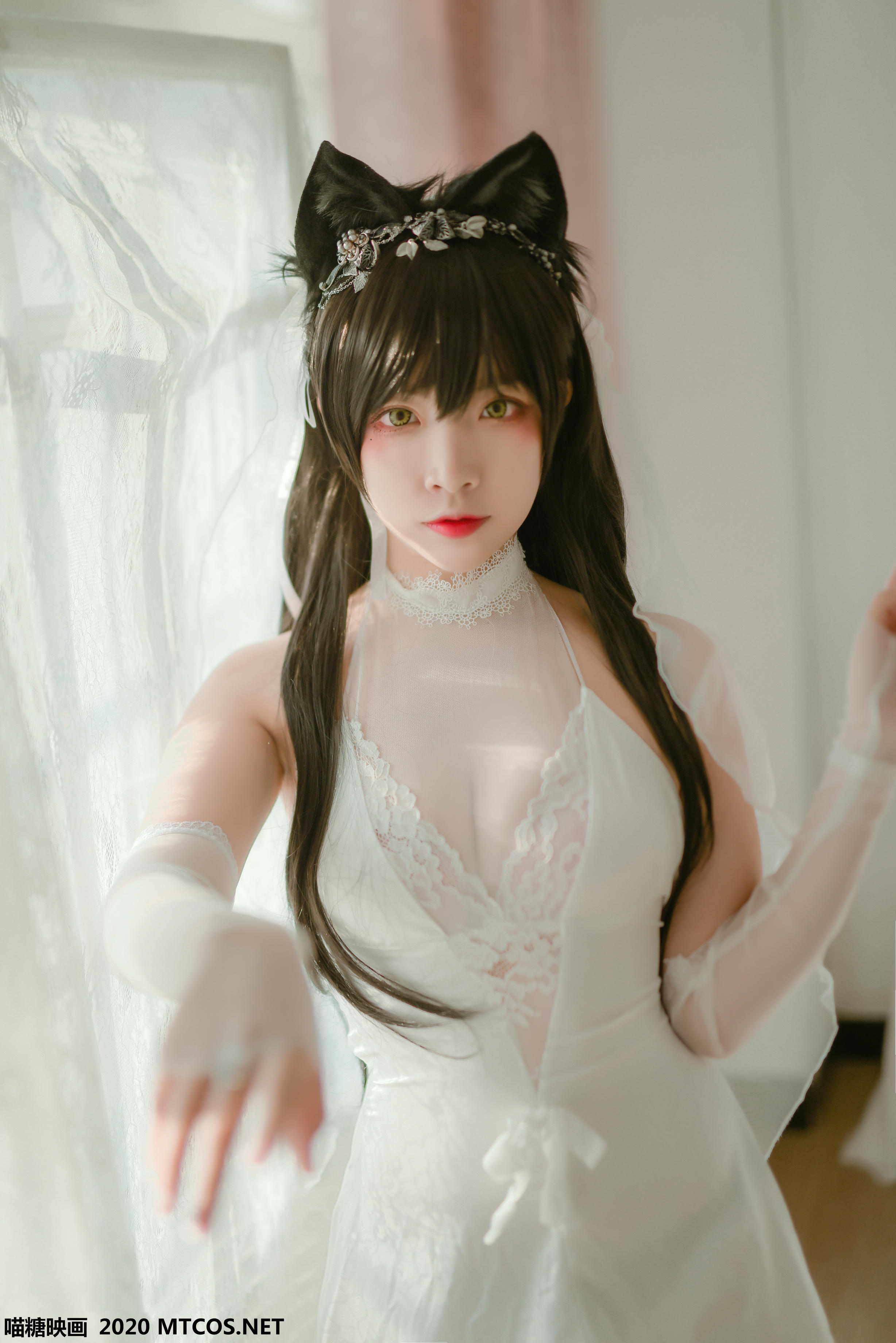 [喵糖映画] VOL.100 婚纱爱宕[40P／972MB]_第2集