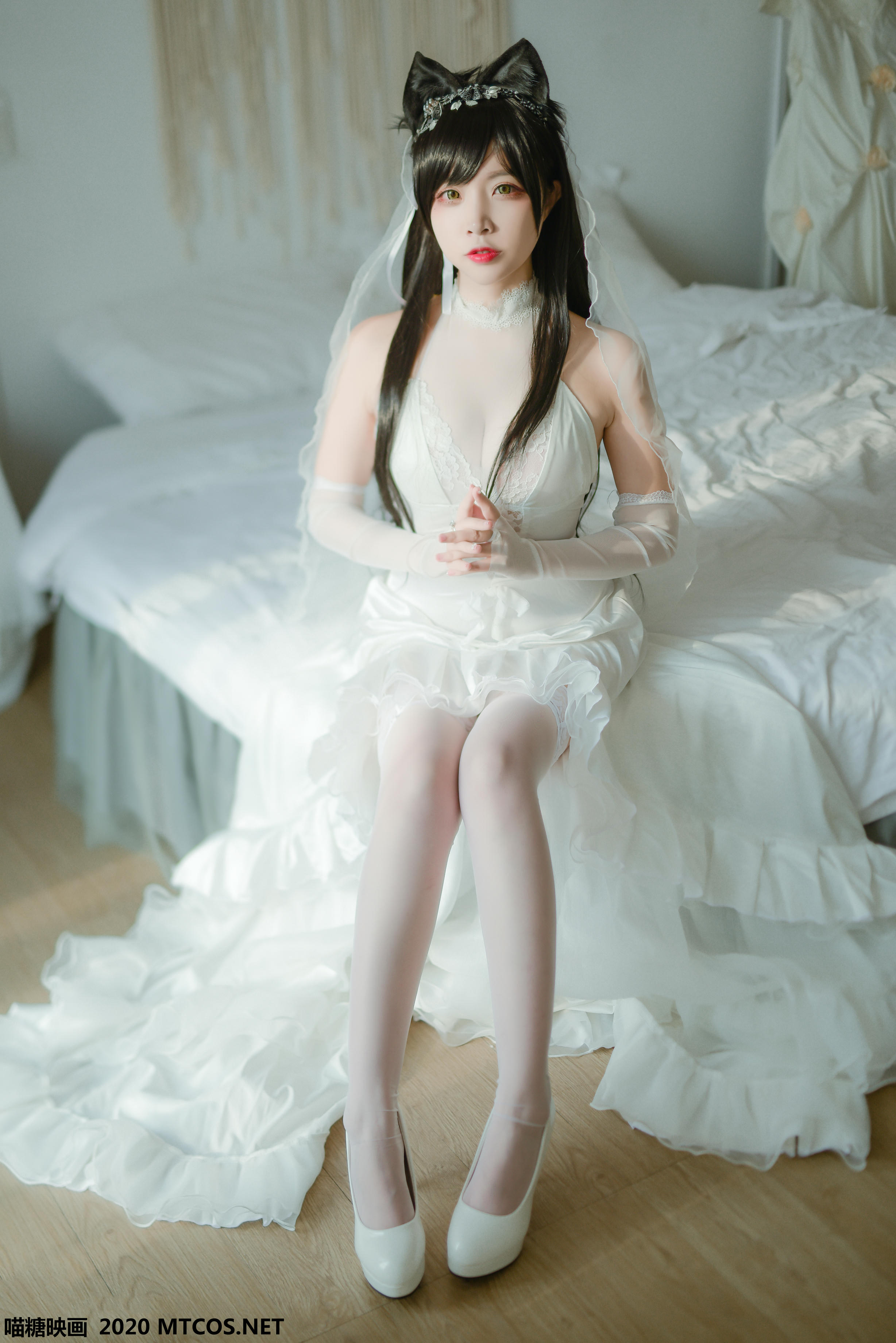 [喵糖映画] VOL.100 婚纱爱宕[40P／972MB]_第2集