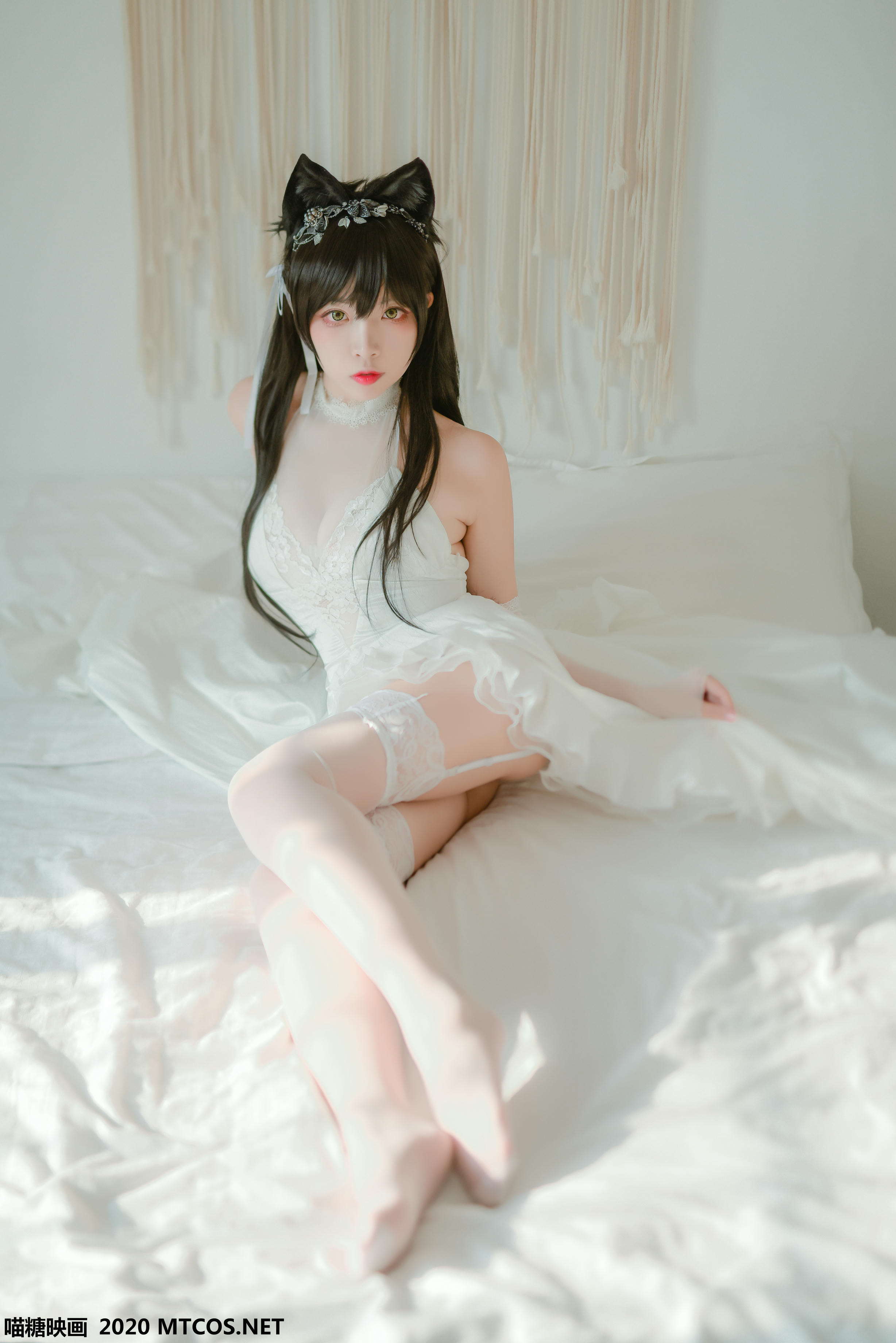 [喵糖映画] VOL.100 婚纱爱宕[40P／972MB]_第1集