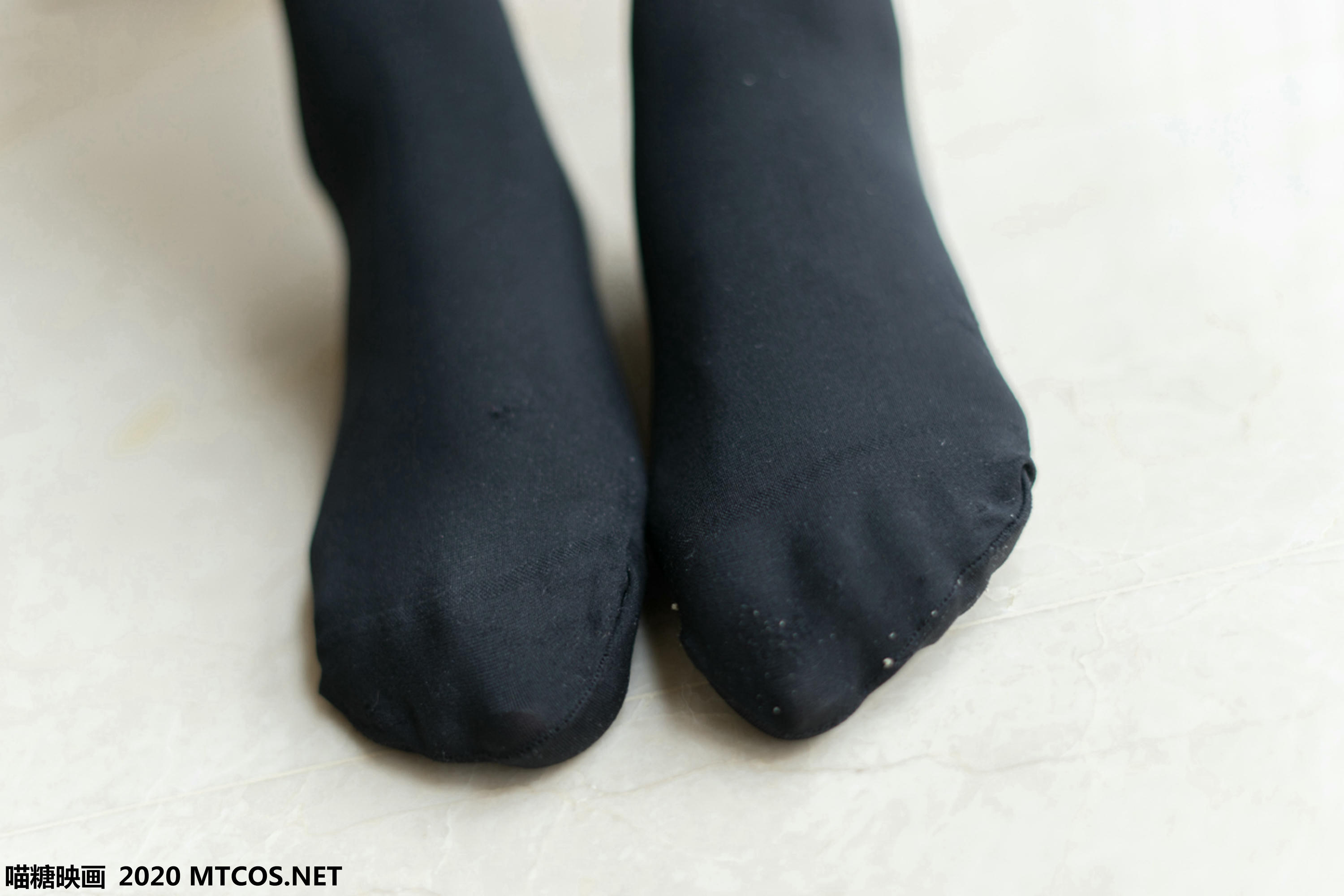 [喵糖映画] VOL.102 蕾丝荷叶边泳衣[40P／283MB]_第1集