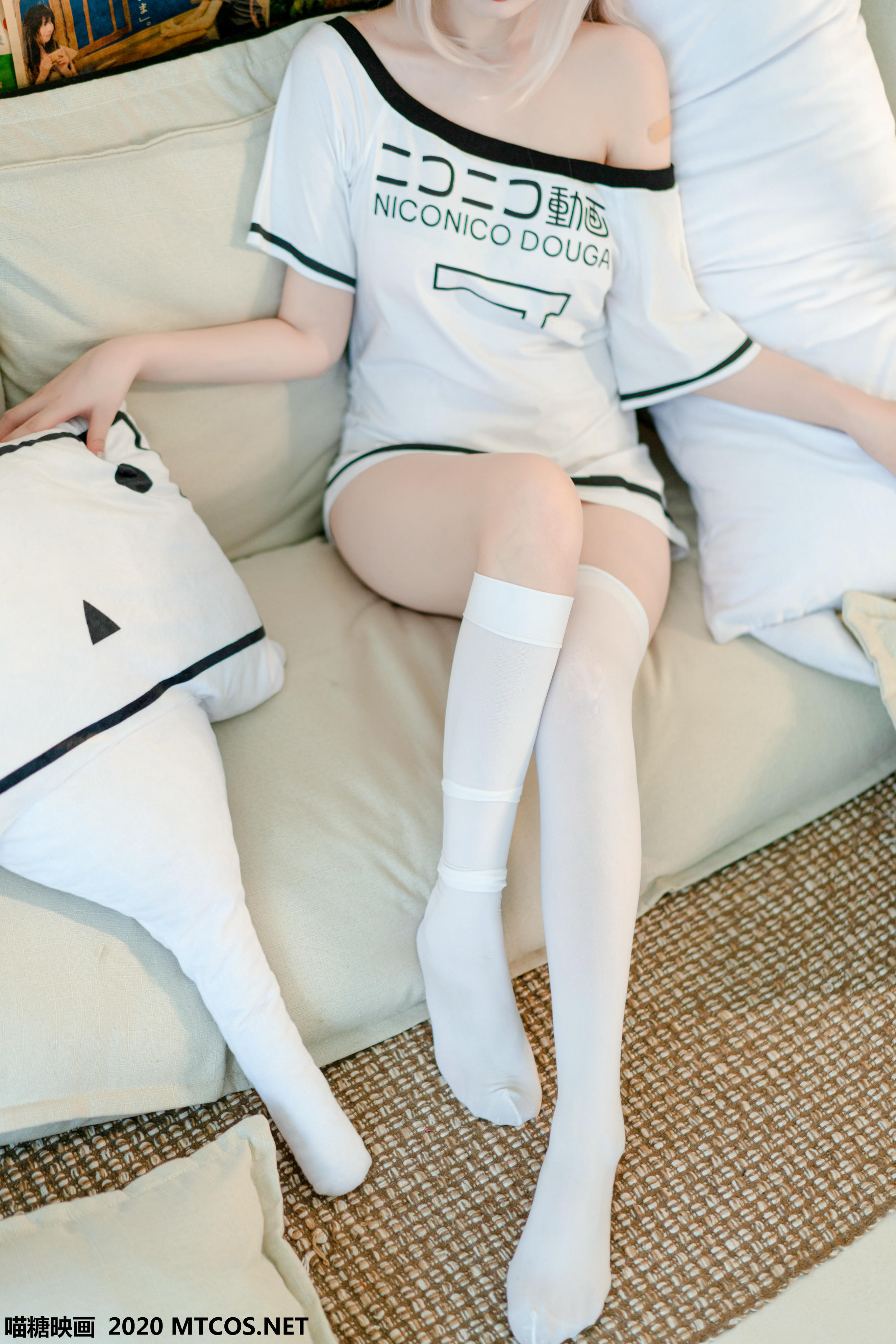 [喵糖映画] VOL.113 白丝宅T[38P／803M]_第2集