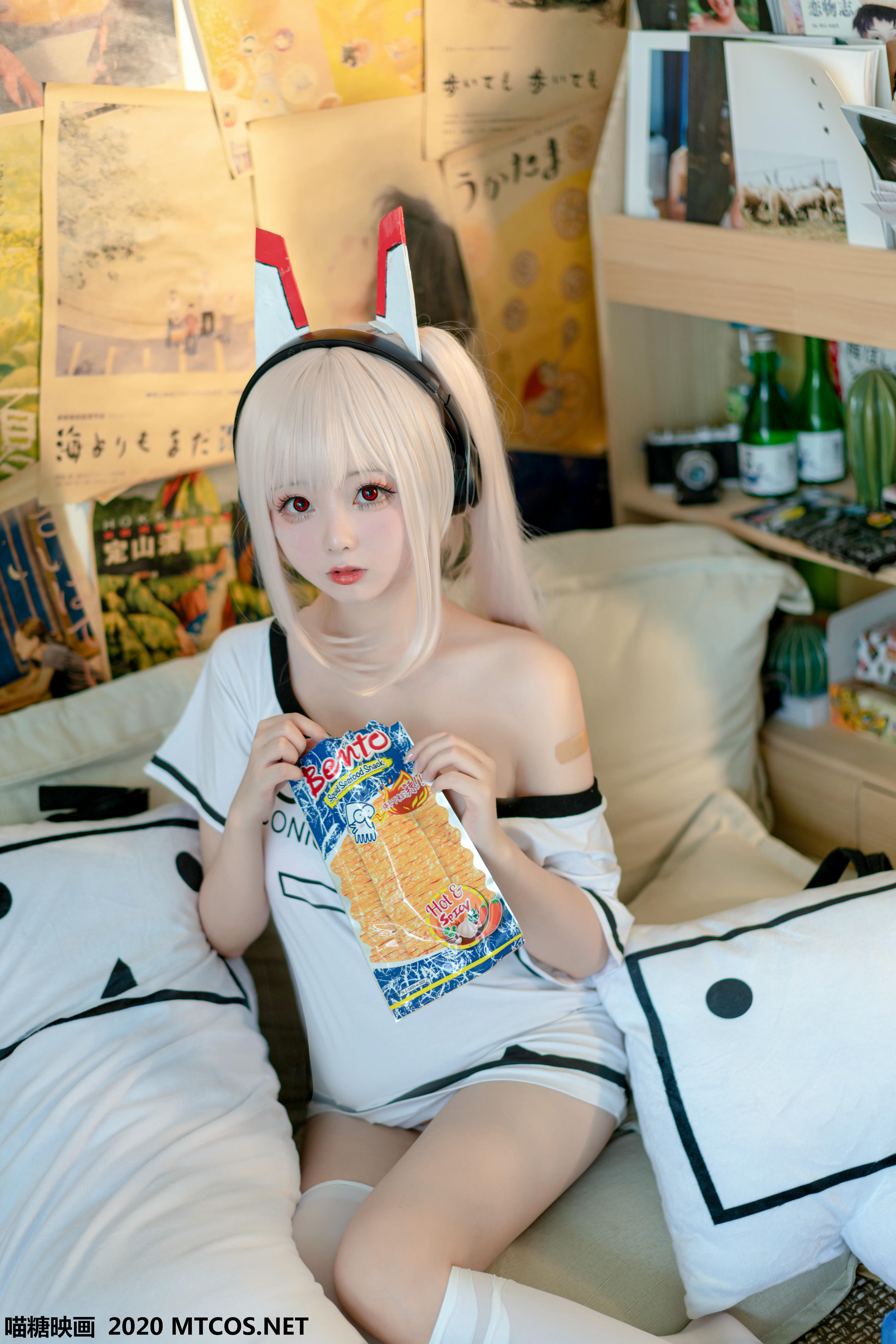 [喵糖映画] VOL.113 白丝宅T[38P／803M]_第1集