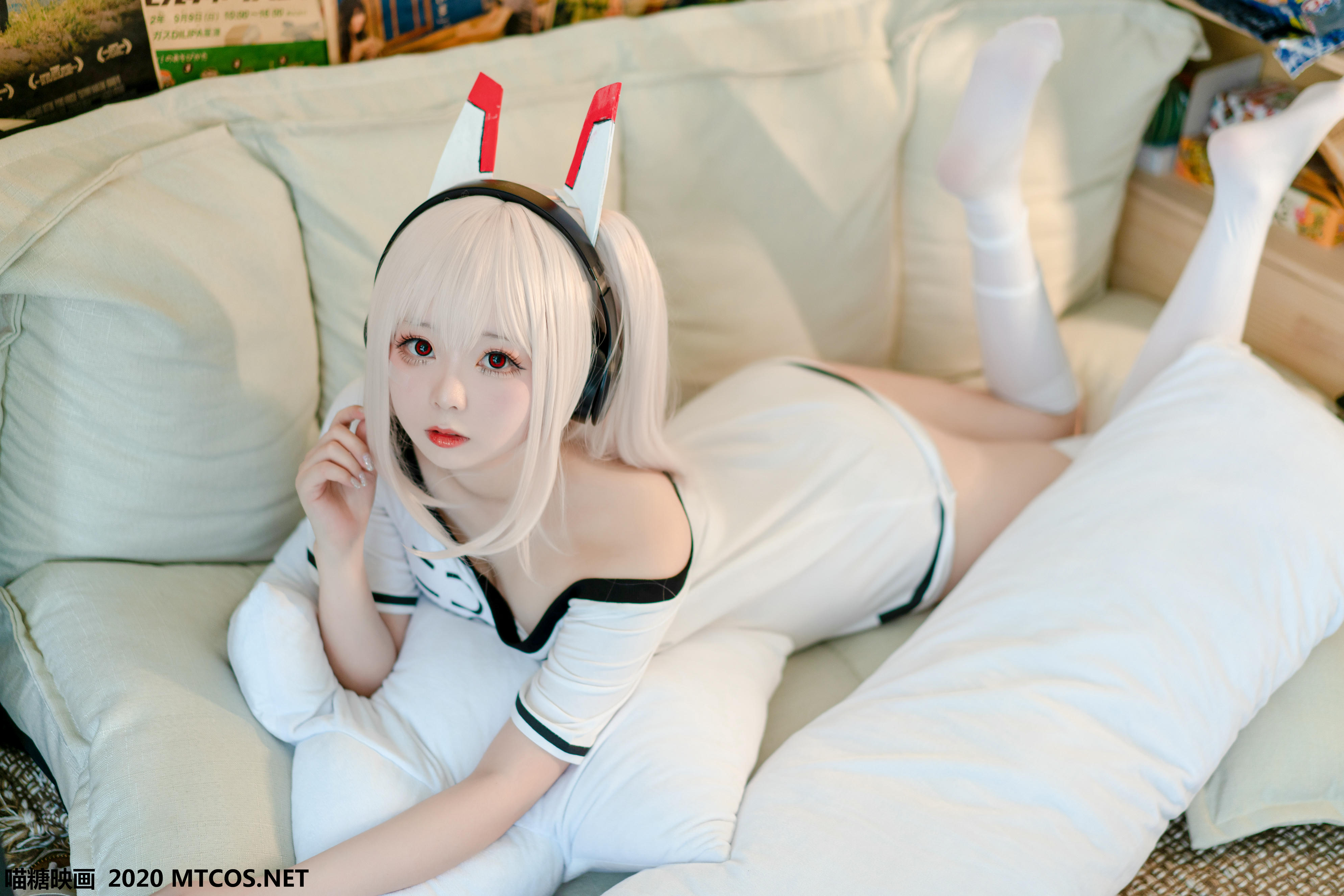 [喵糖映画] VOL.113 白丝宅T[38P／803M]_第1集