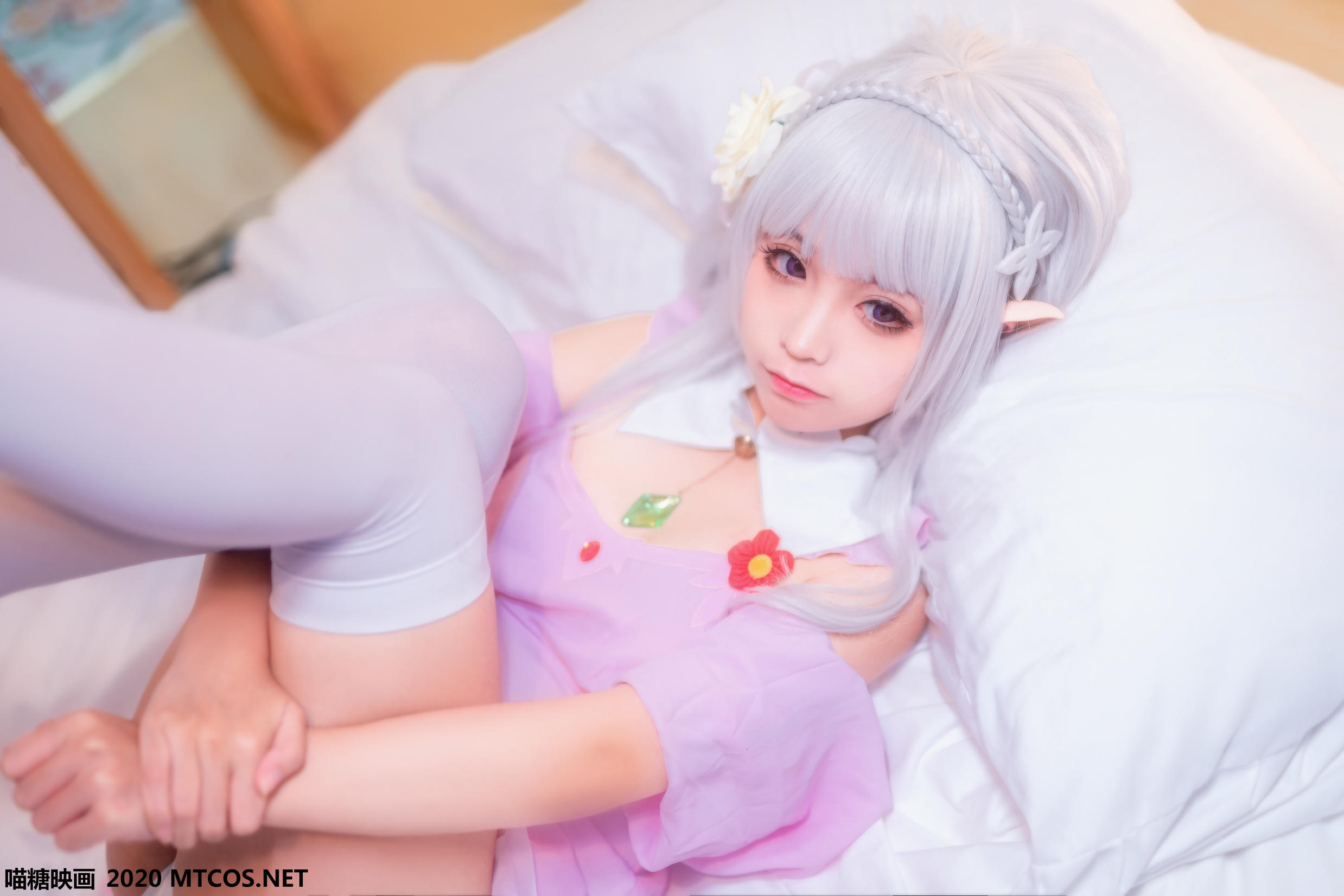 [喵糖映画] VOL.118 露肩睡裙 蠢沫沫[40P／680M]_第1集