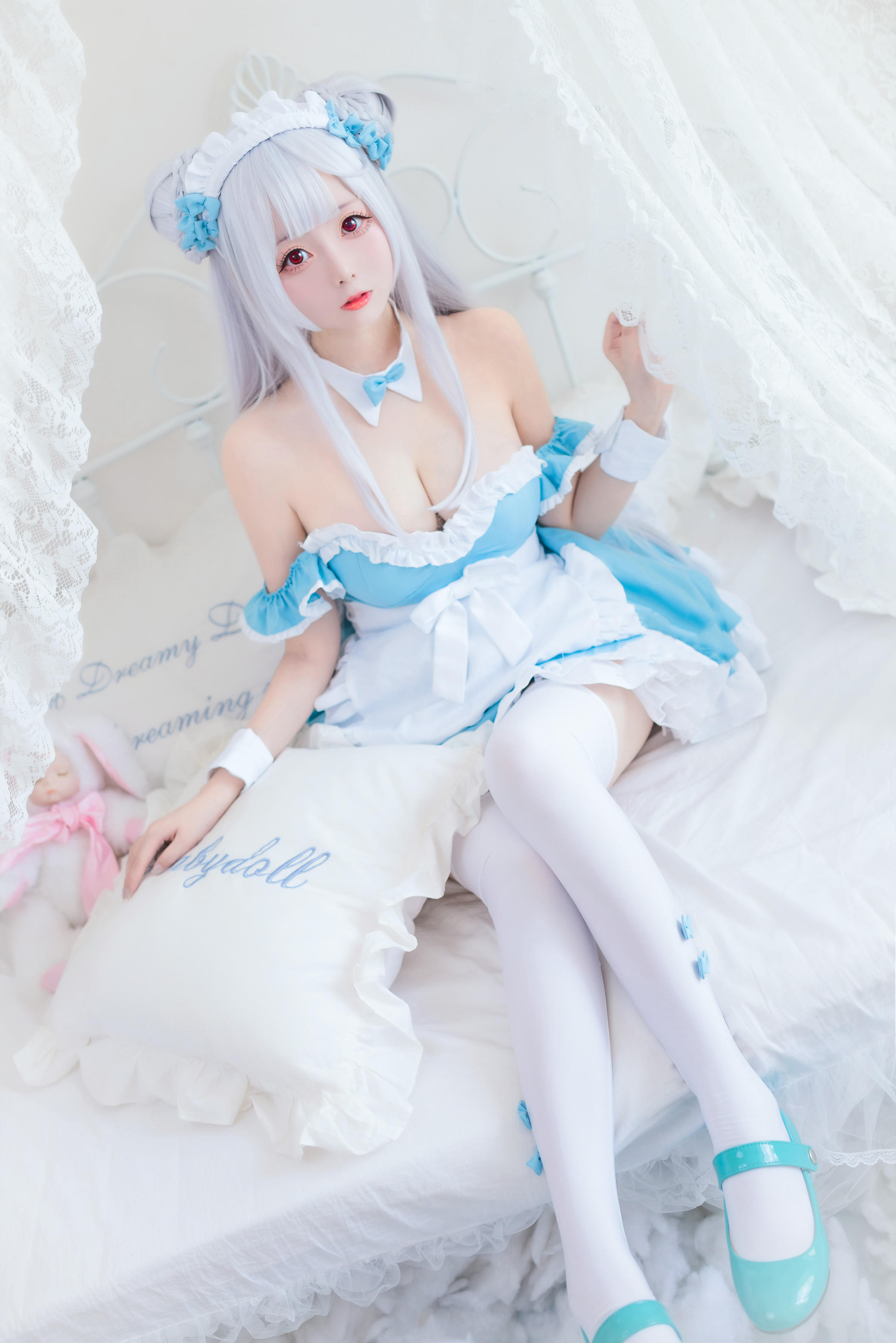 [喵糖映画] VOL.133 小天鹅女仆和绊爱[30P／377M]_第1集