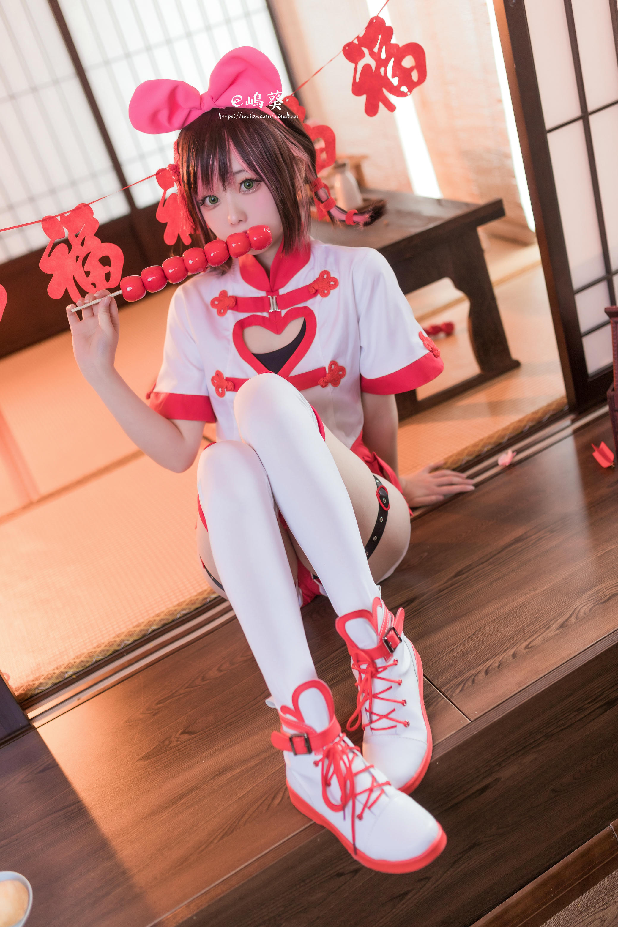 [喵糖映画] VOL.133 小天鹅女仆和绊爱[30P／377M]_第2集