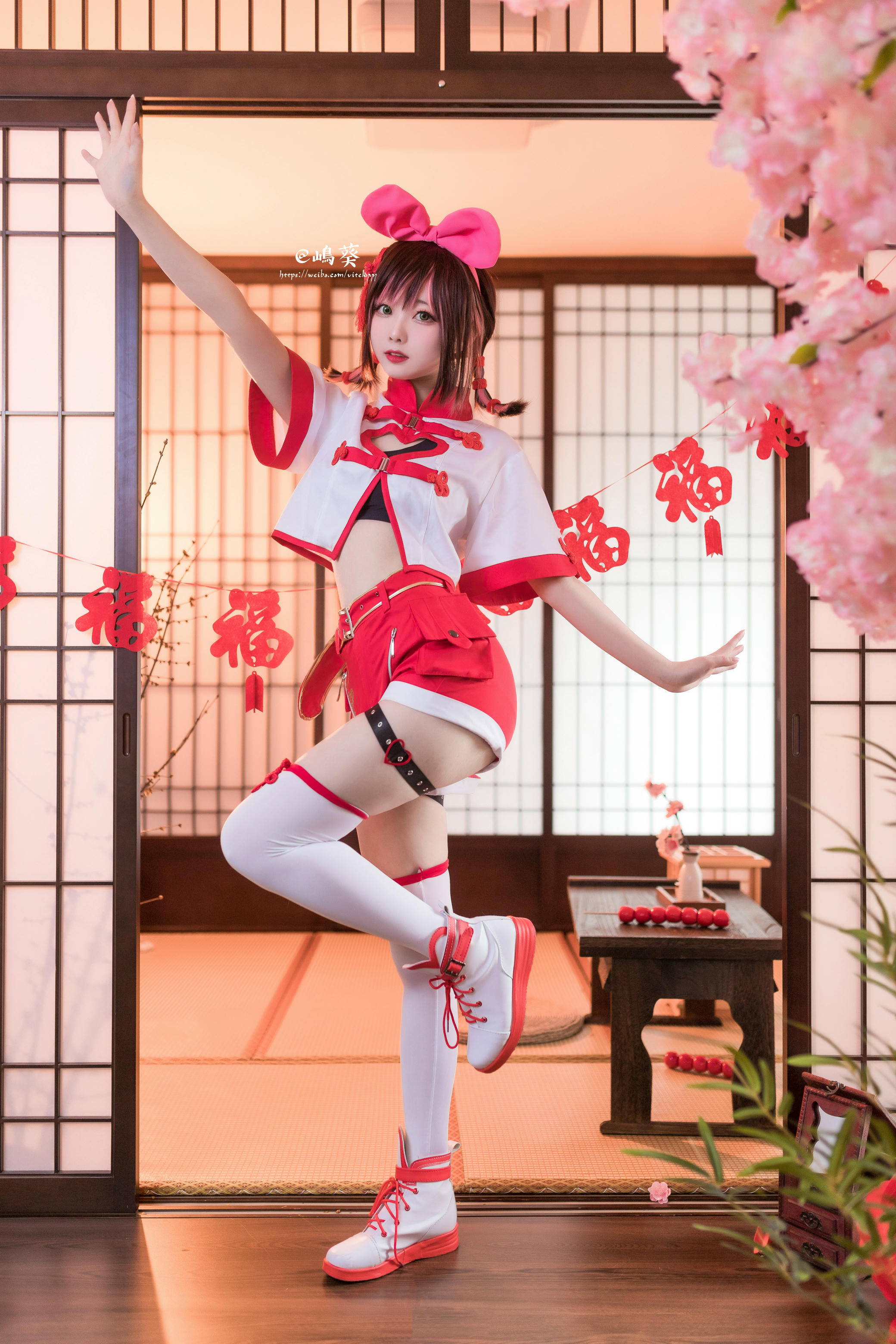 [喵糖映画] VOL.133 小天鹅女仆和绊爱[30P／377M]_第2集