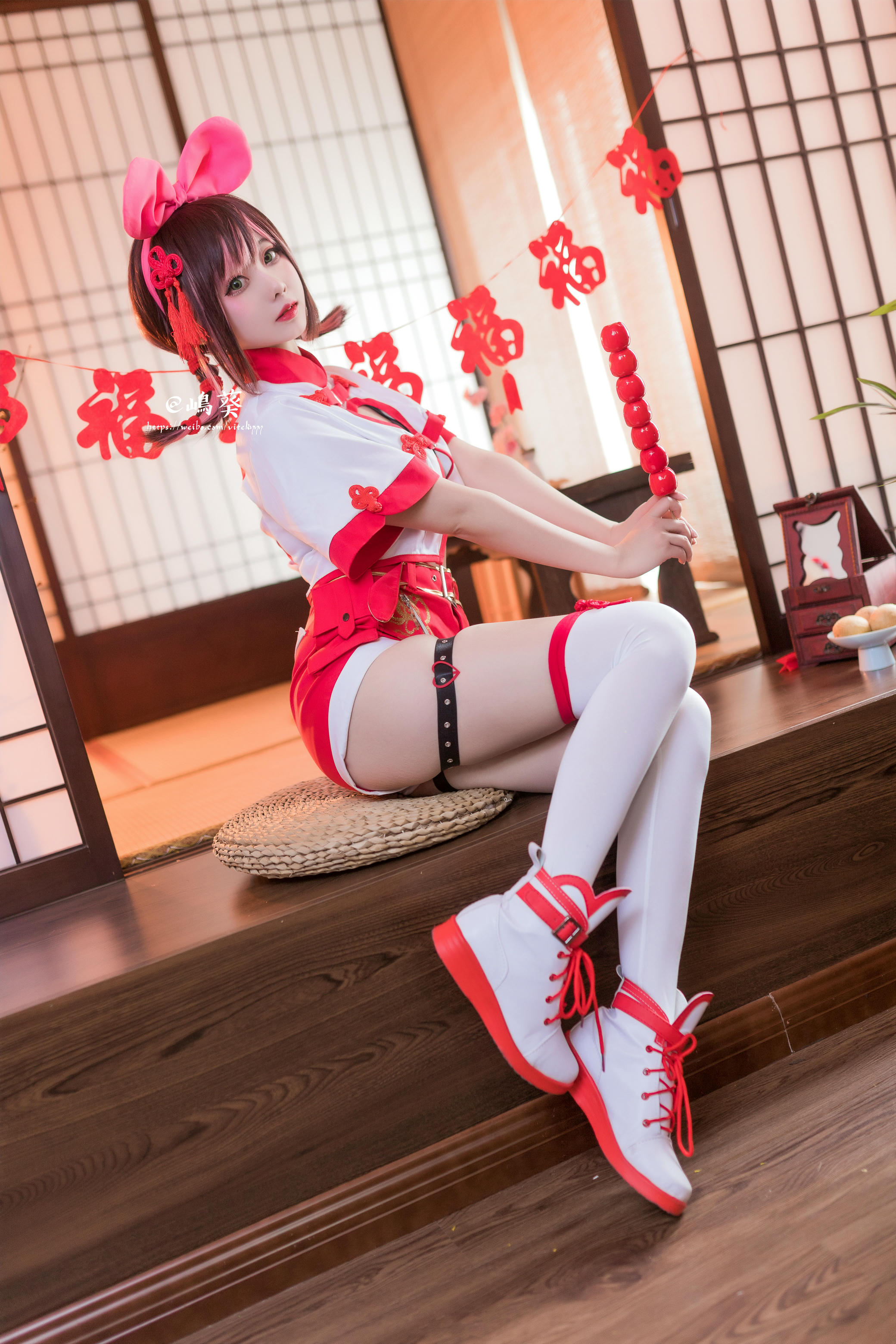 [喵糖映画] VOL.133 小天鹅女仆和绊爱[30P／377M]_第2集