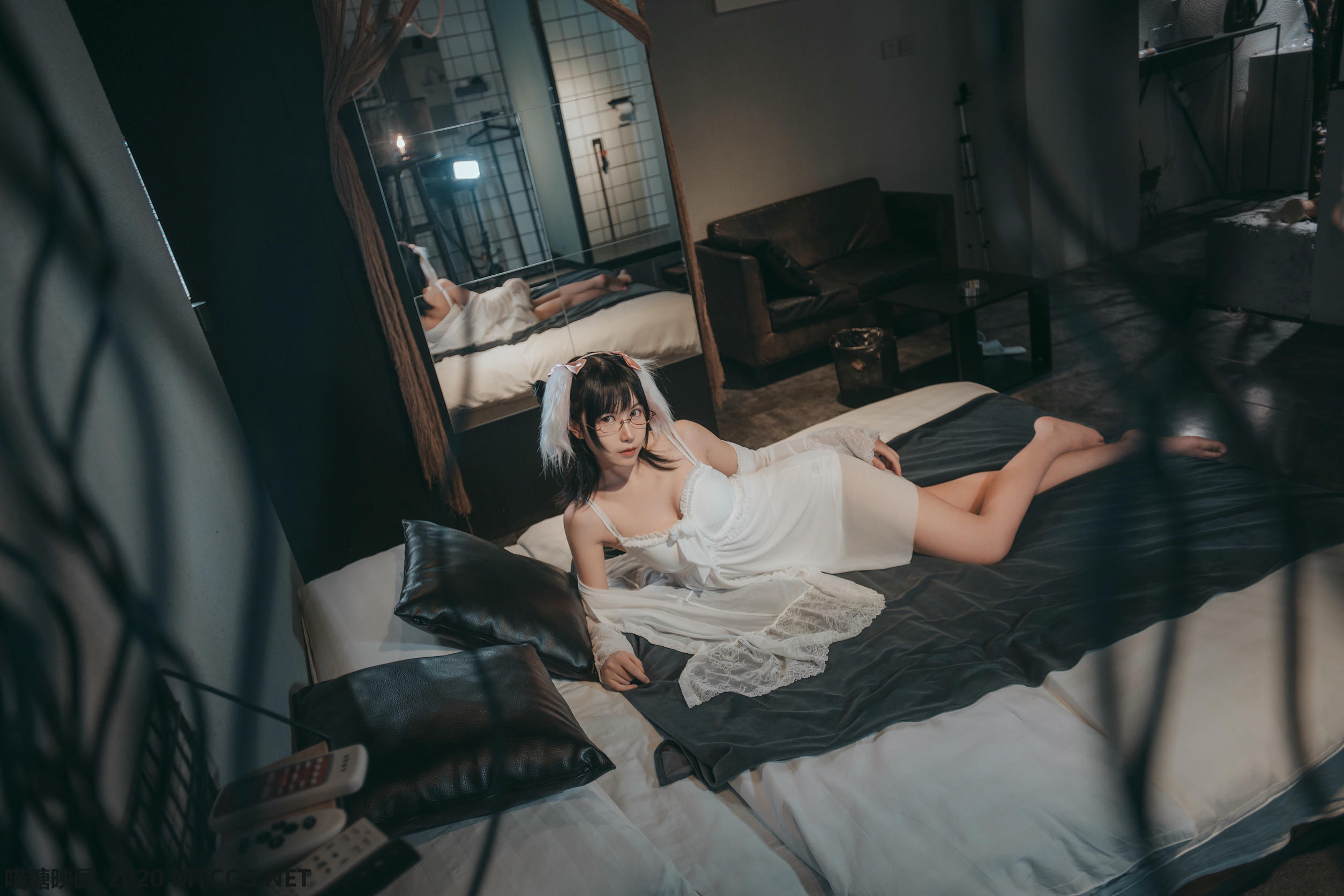 [喵糖映画] VOL.139 白色私房睡裙[30P／226M]_第1集