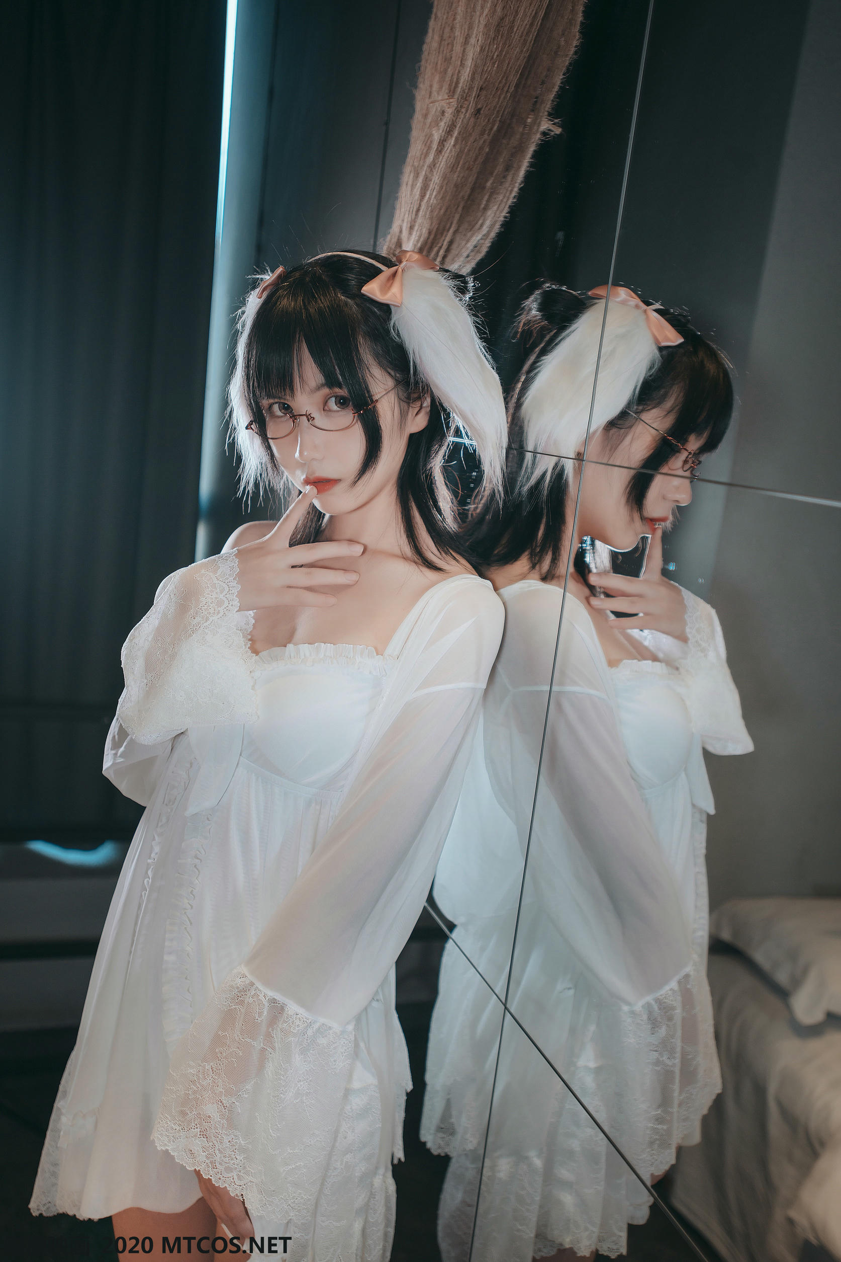 [喵糖映画] VOL.139 白色私房睡裙[30P／226M]_第1集