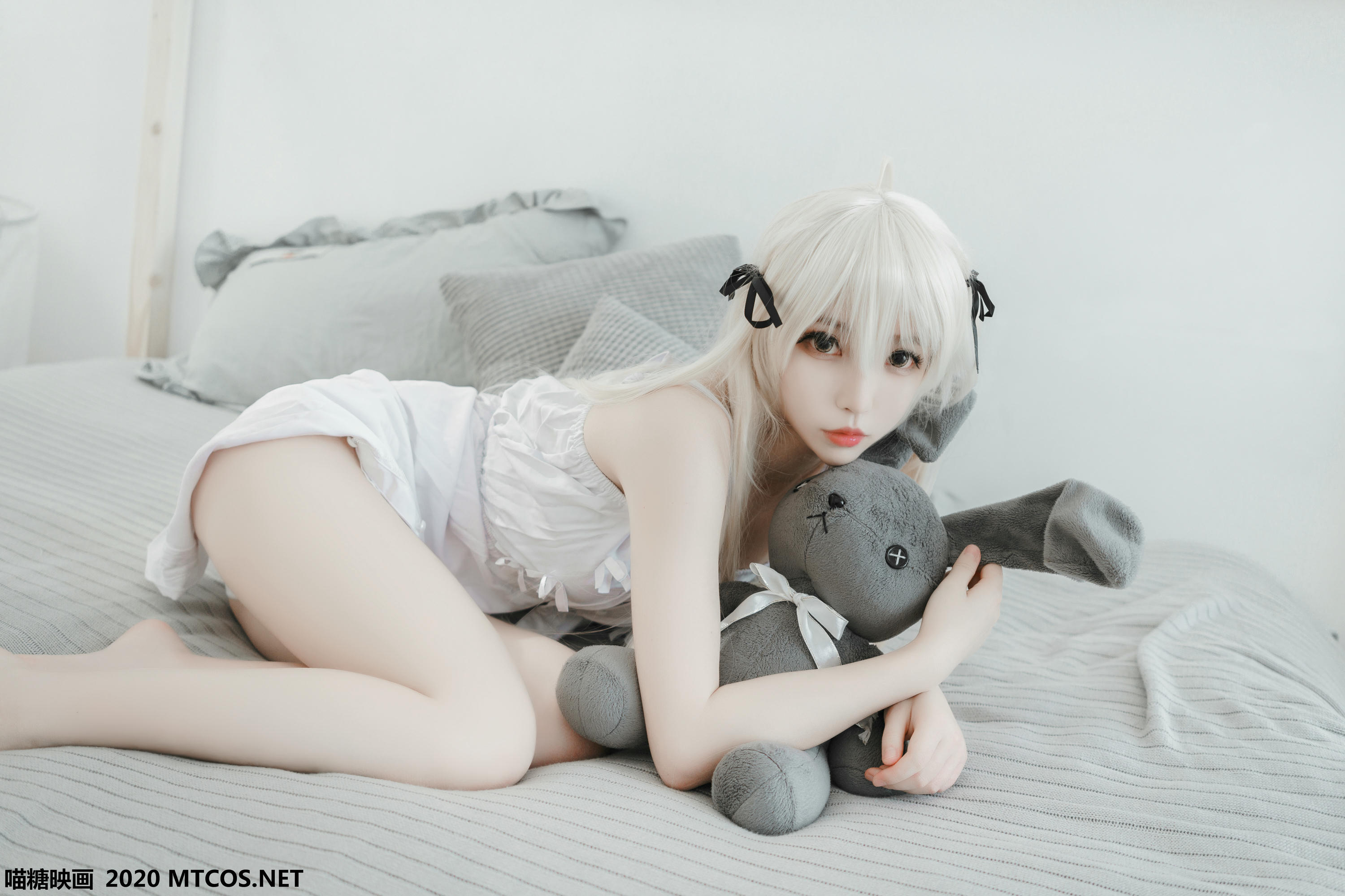 [喵糖映画] VOL.140 白裙裸腿[30P／282M]_第2集