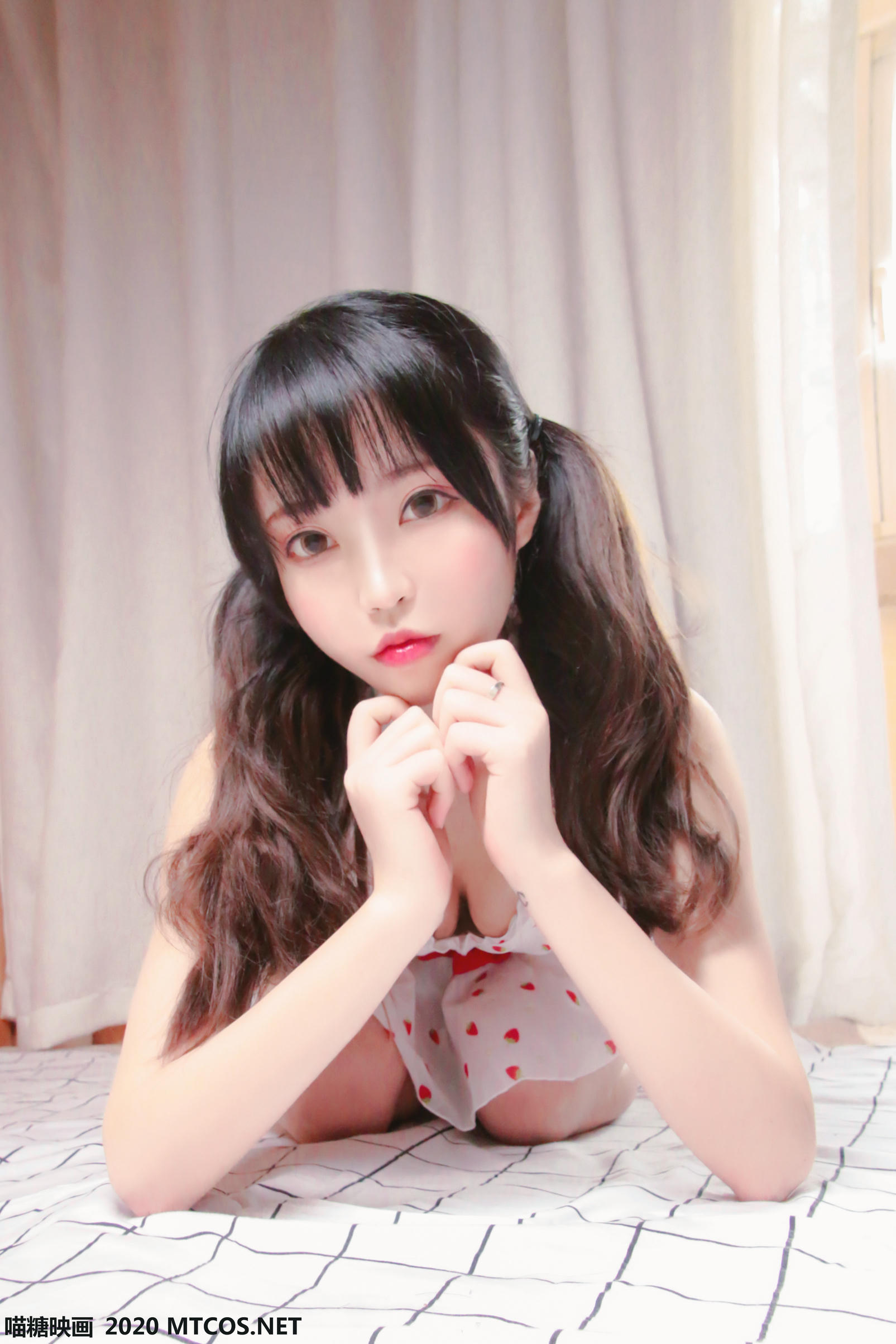 [喵糖映画] VOL.145 小草莓睡衣[30P／137M]_第2集