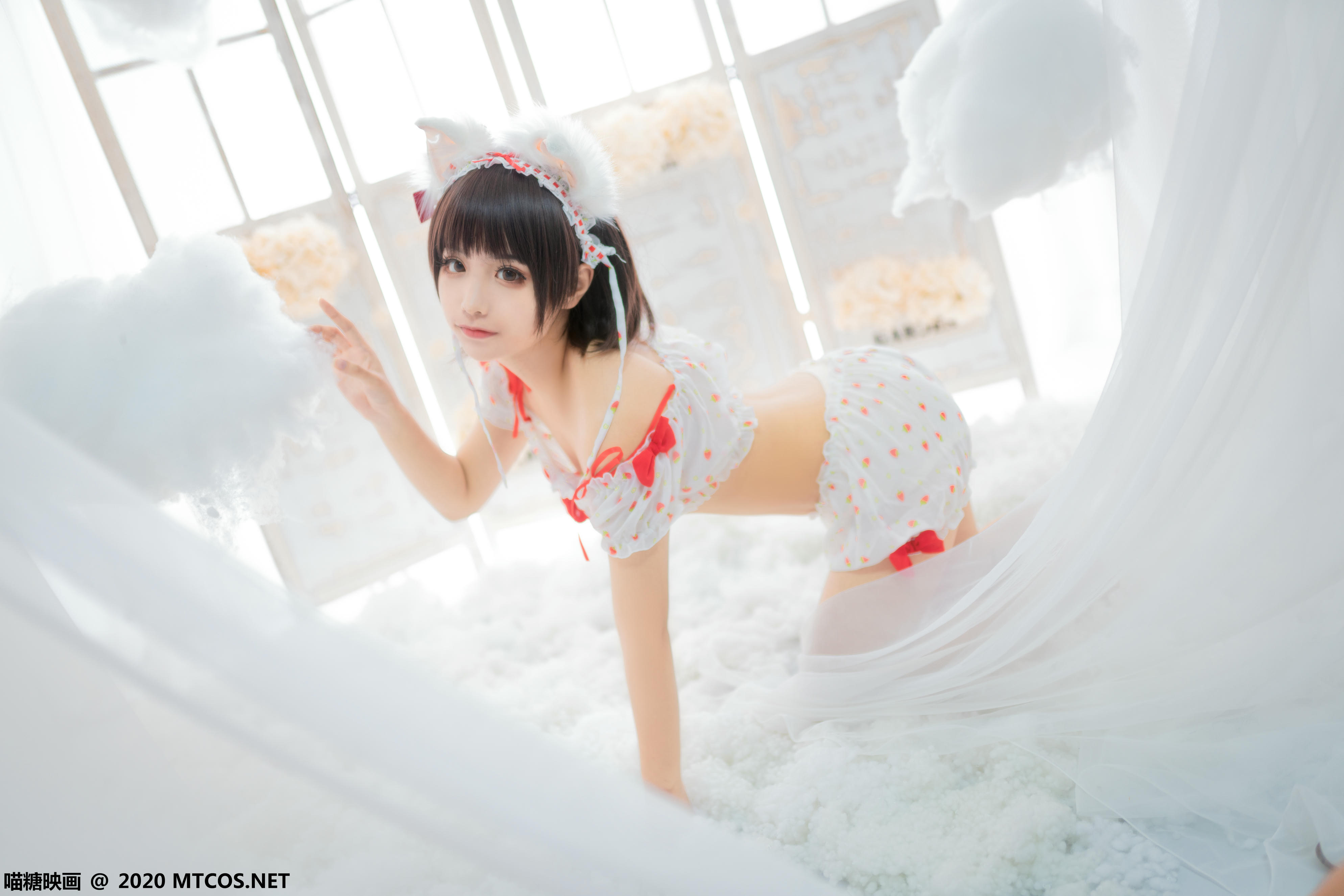 [喵糖映画] VOL.155 草莓印花小夜衣[45P／478M]_第1集