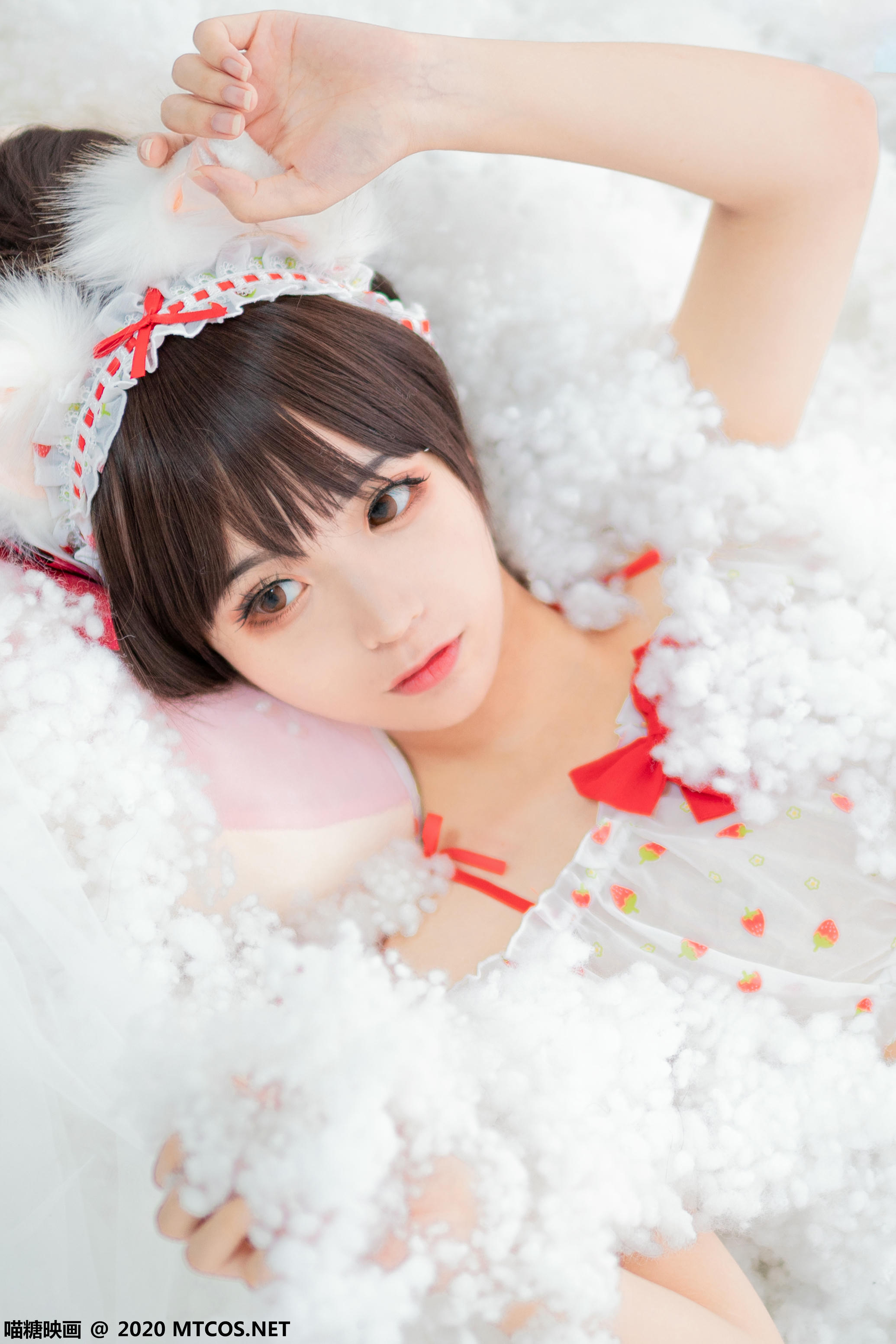 [喵糖映画] VOL.155 草莓印花小夜衣[45P／478M]_第1集