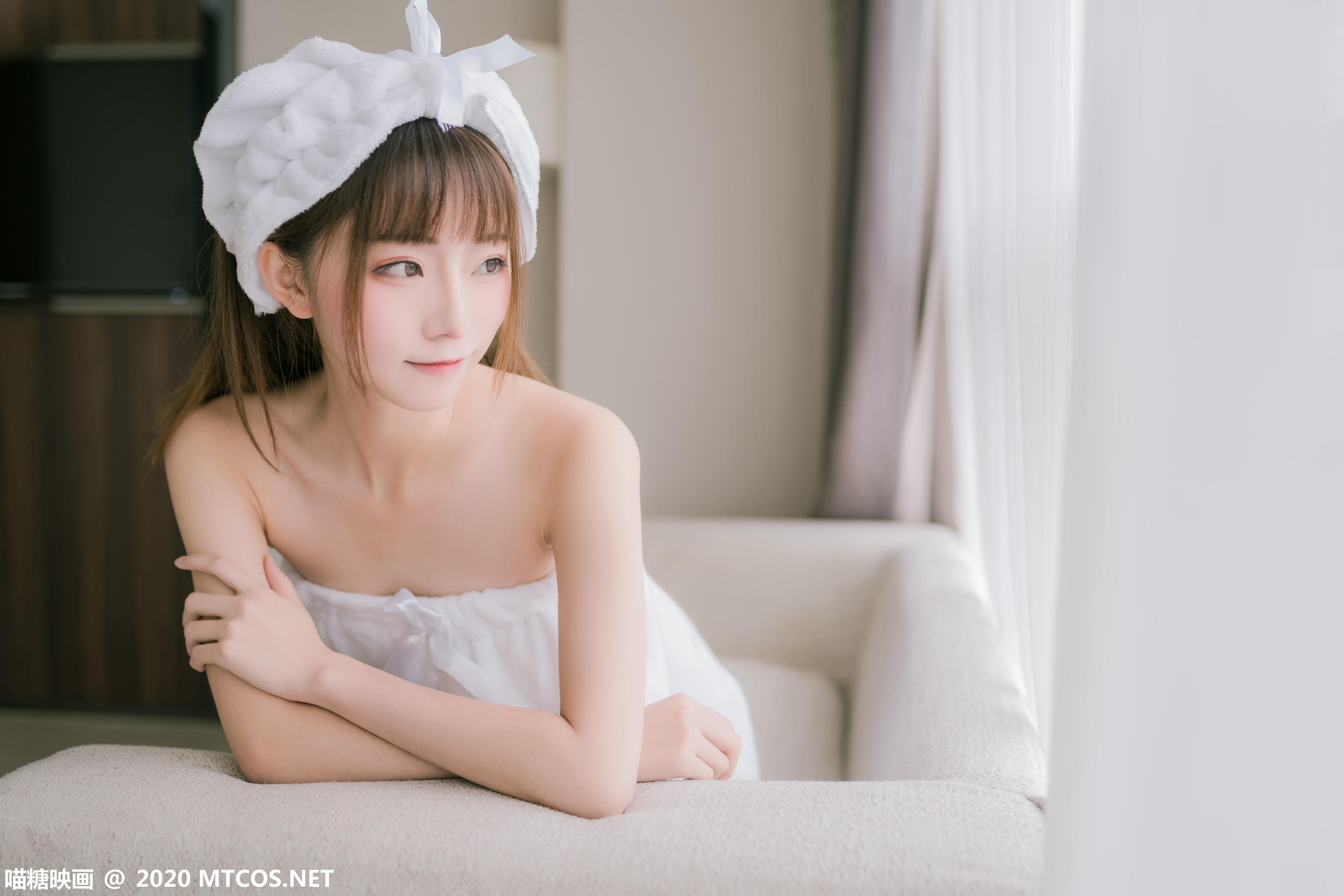 [喵糖映画] VOL.158 纯白浴巾[44P／289M]_第1集