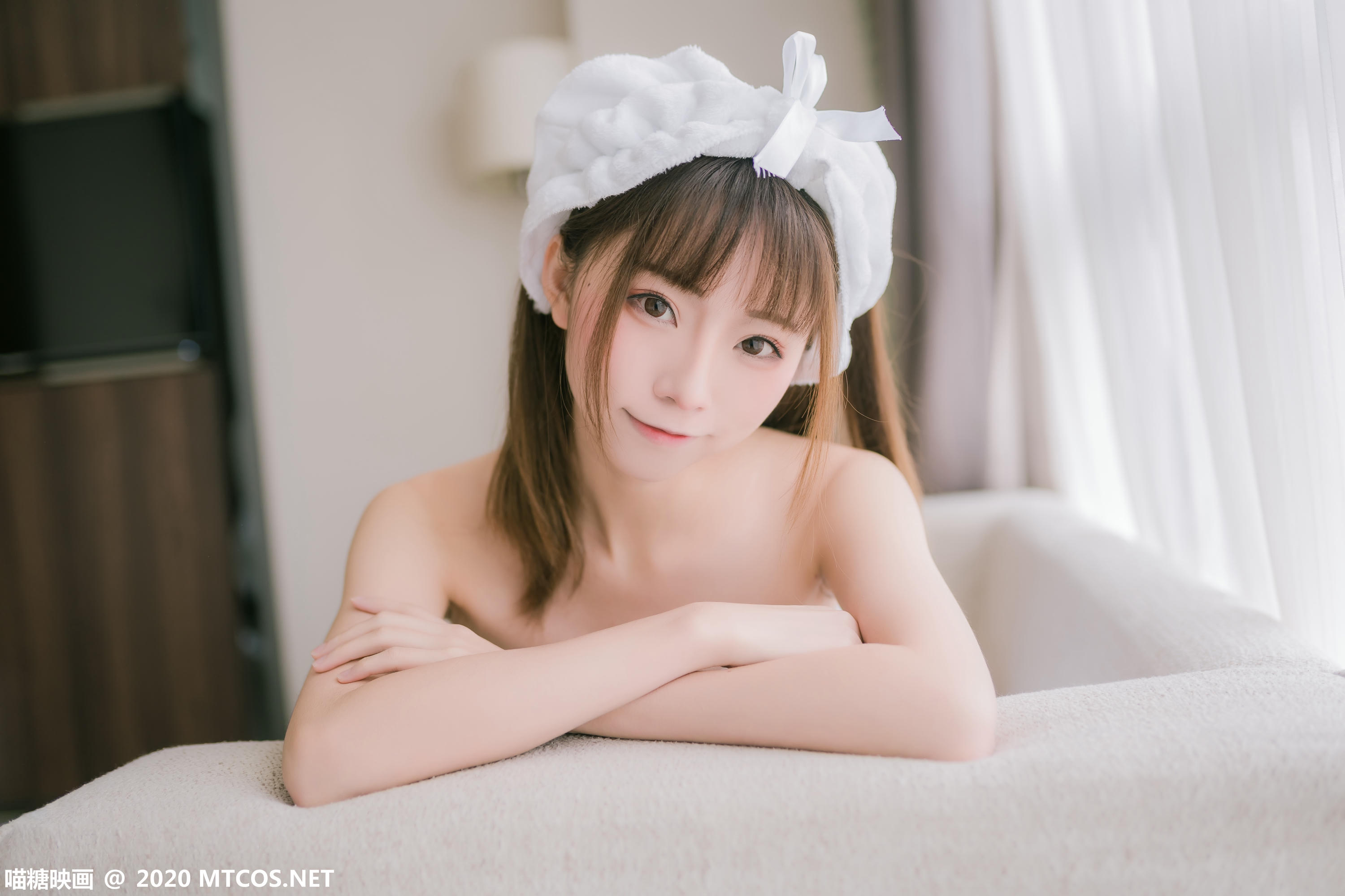 [喵糖映画] VOL.158 纯白浴巾[44P／289M]_第1集