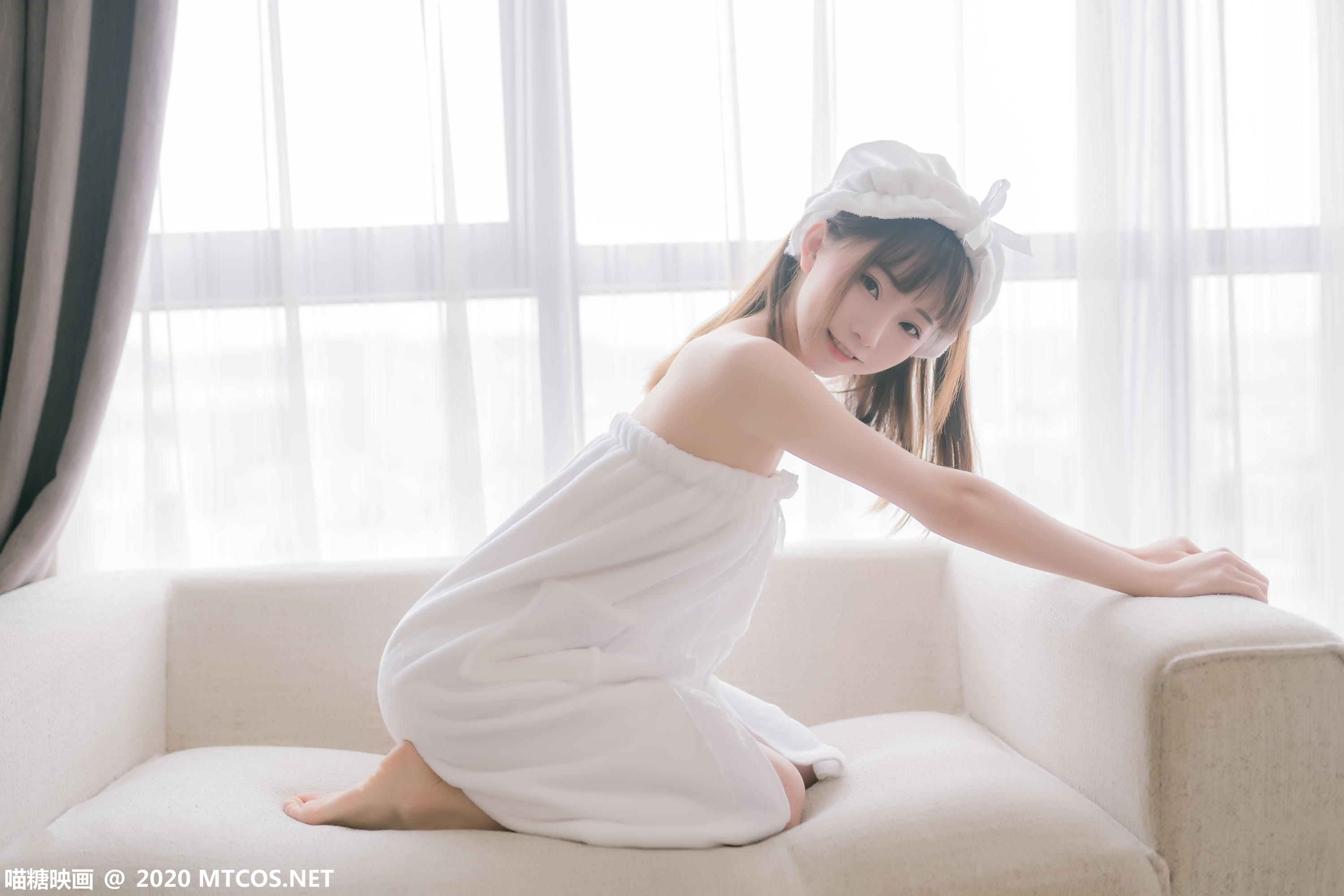 [喵糖映画] VOL.158 纯白浴巾[44P／289M]_第1集