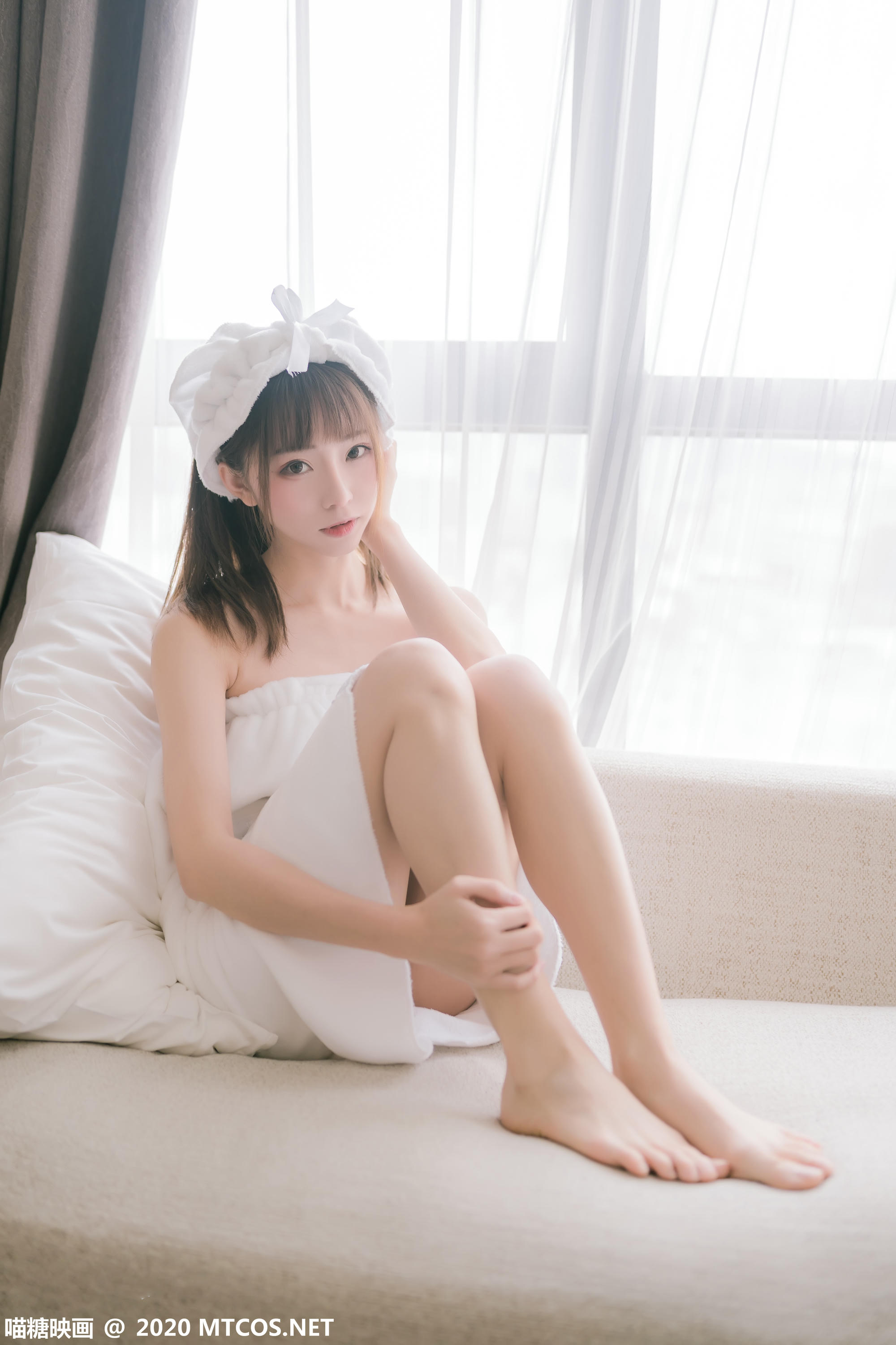 [喵糖映画] VOL.158 纯白浴巾[44P／289M]_第1集