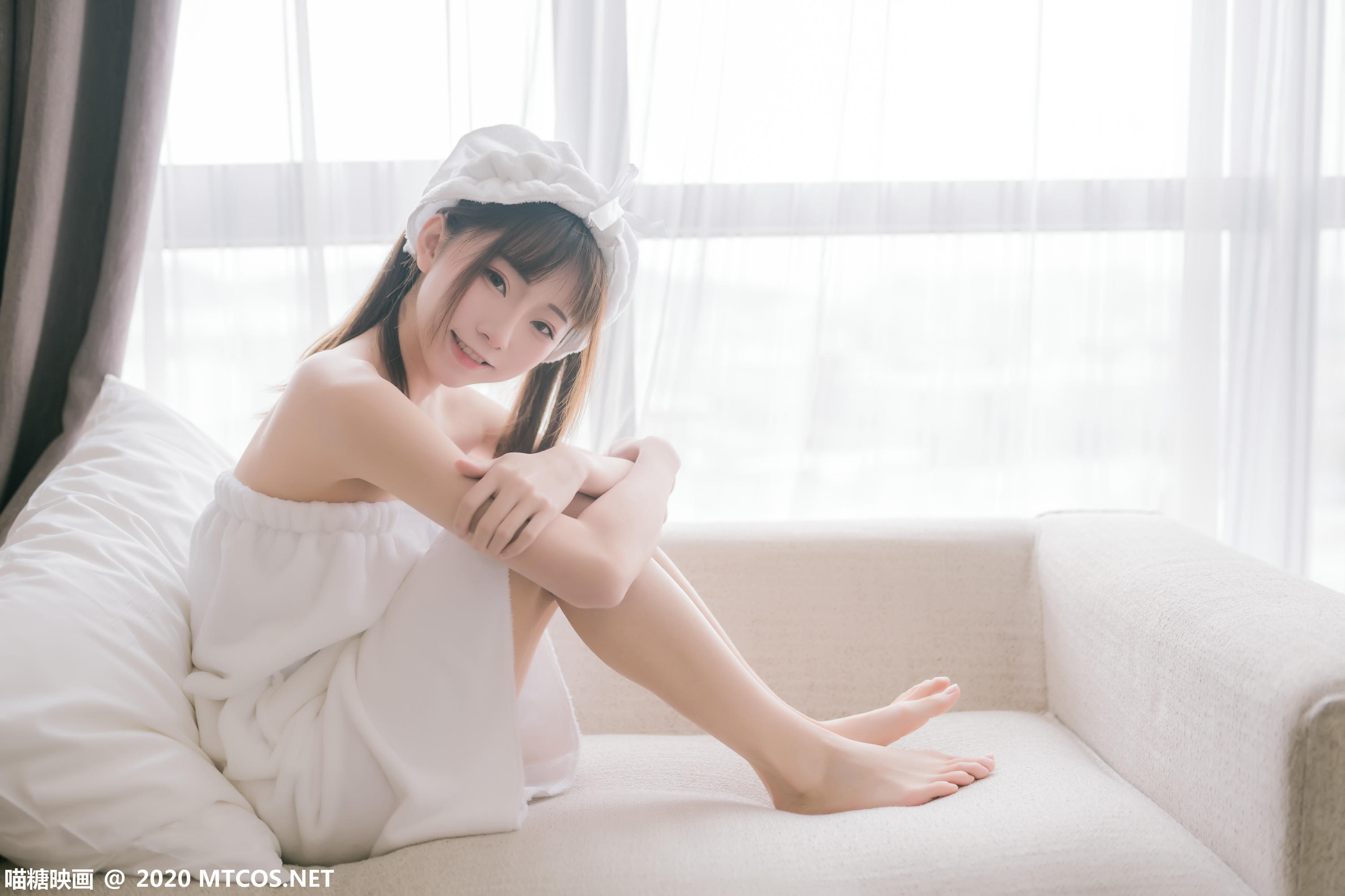 [喵糖映画] VOL.158 纯白浴巾[44P／289M]_第1集