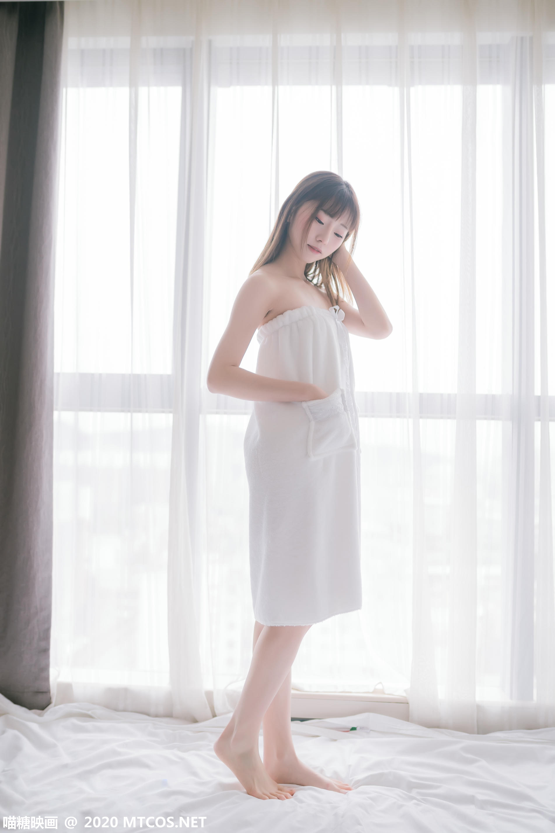 [喵糖映画] VOL.158 纯白浴巾[44P／289M]_第2集