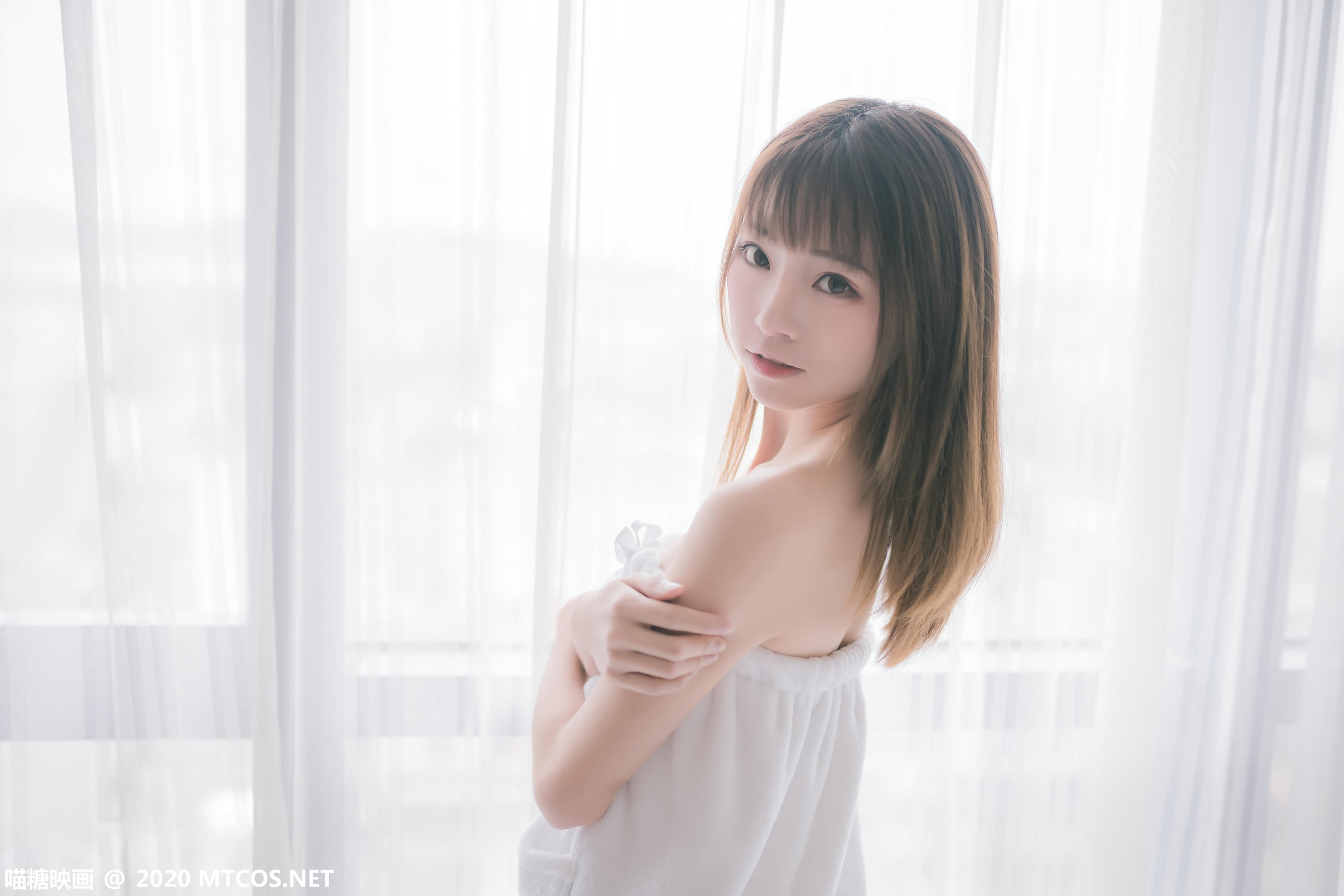 [喵糖映画] VOL.158 纯白浴巾[44P／289M]_第2集