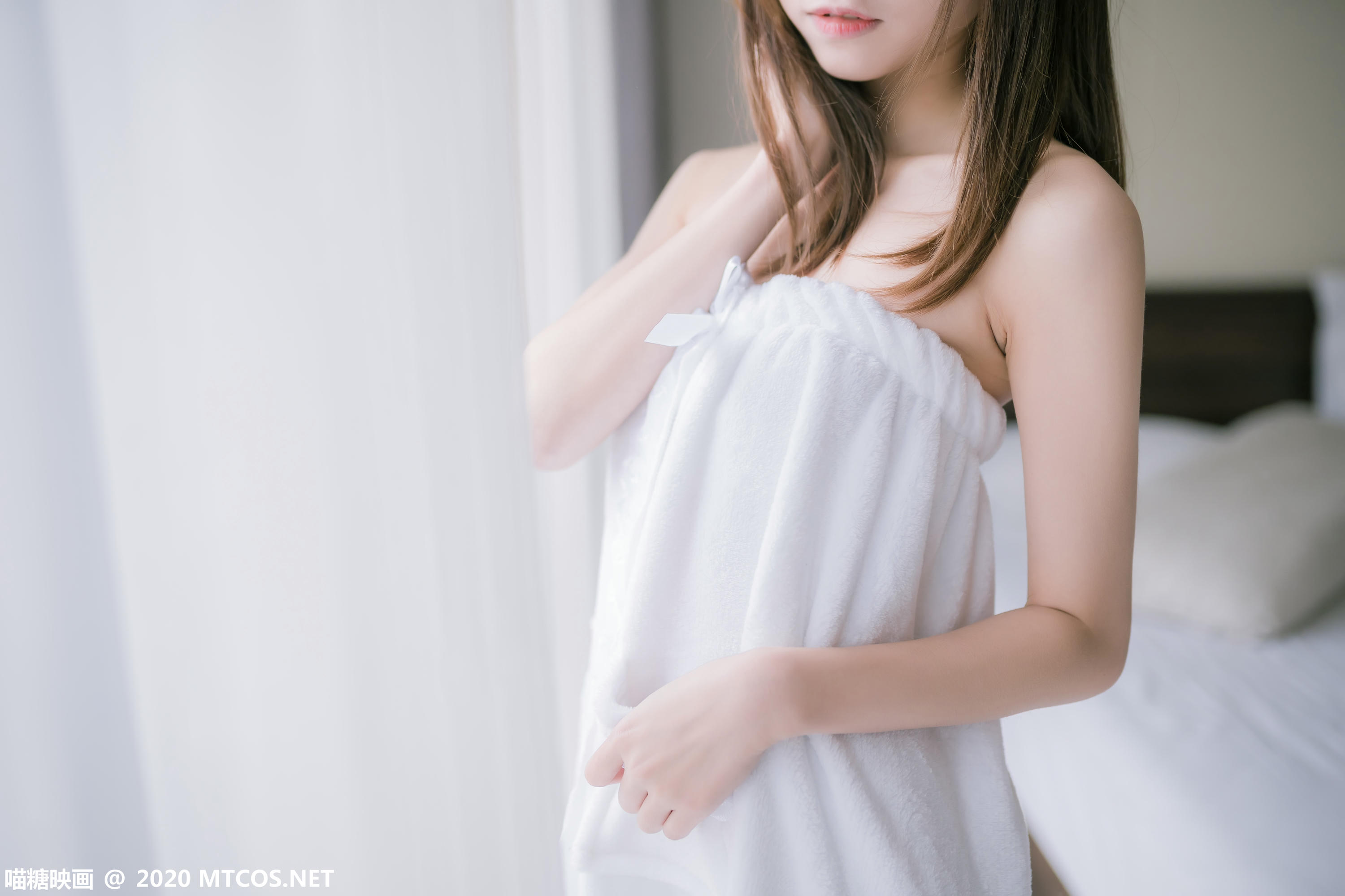 [喵糖映画] VOL.158 纯白浴巾[44P／289M]_第3集