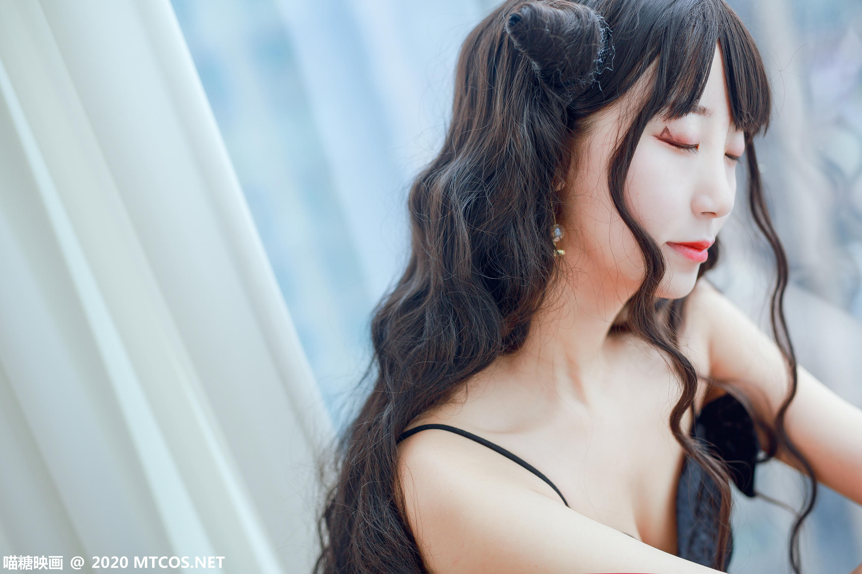 [喵糖映画] VOL.160 小恶魔黑裙[31P／486M]_第1集