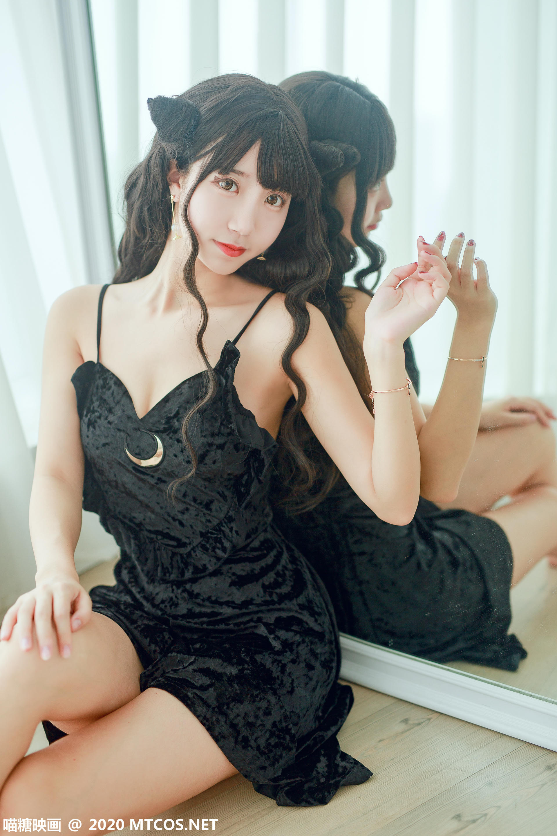 [喵糖映画] VOL.160 小恶魔黑裙[31P／486M]_第1集