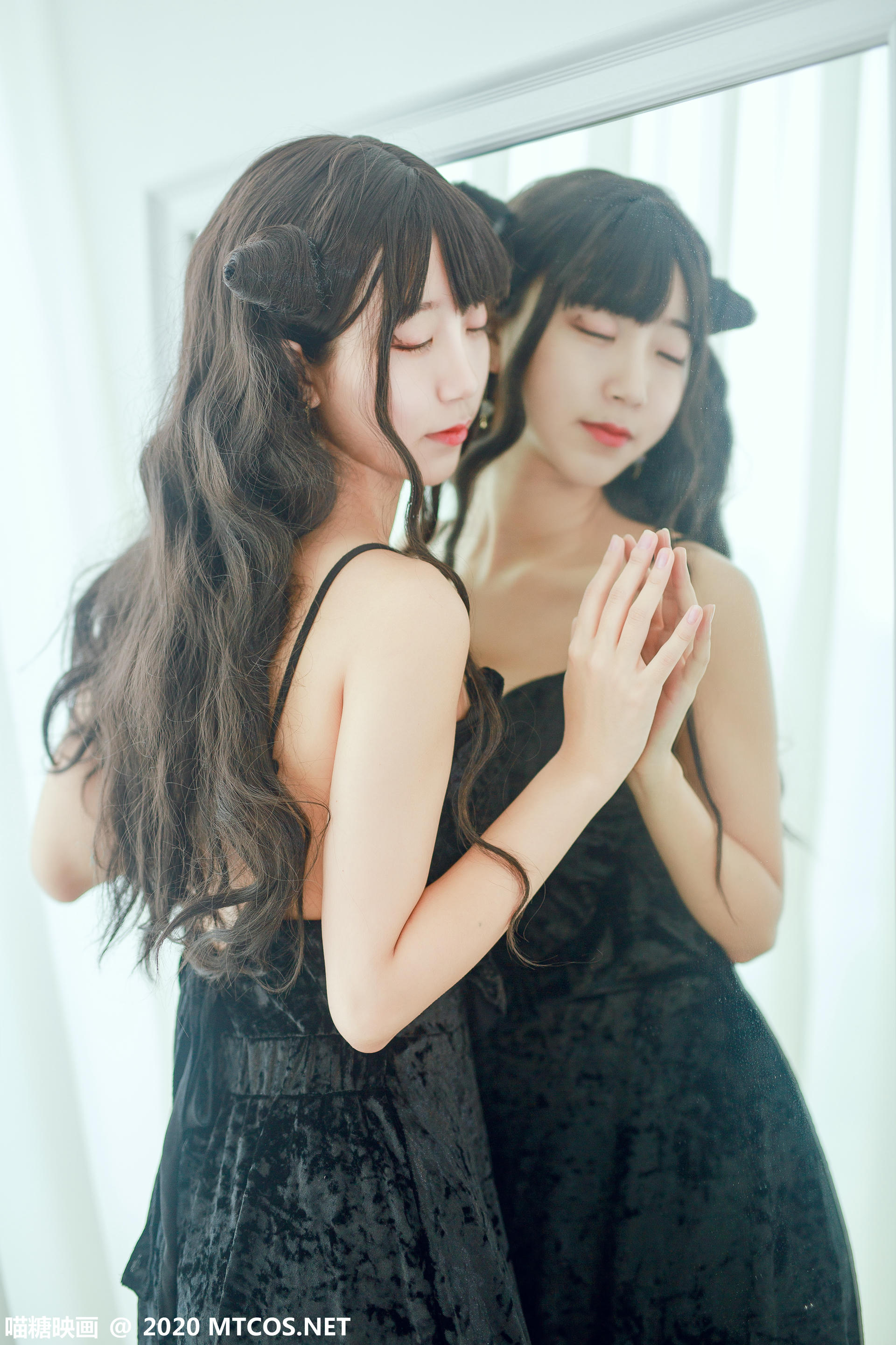 [喵糖映画] VOL.160 小恶魔黑裙[31P／486M]_第1集