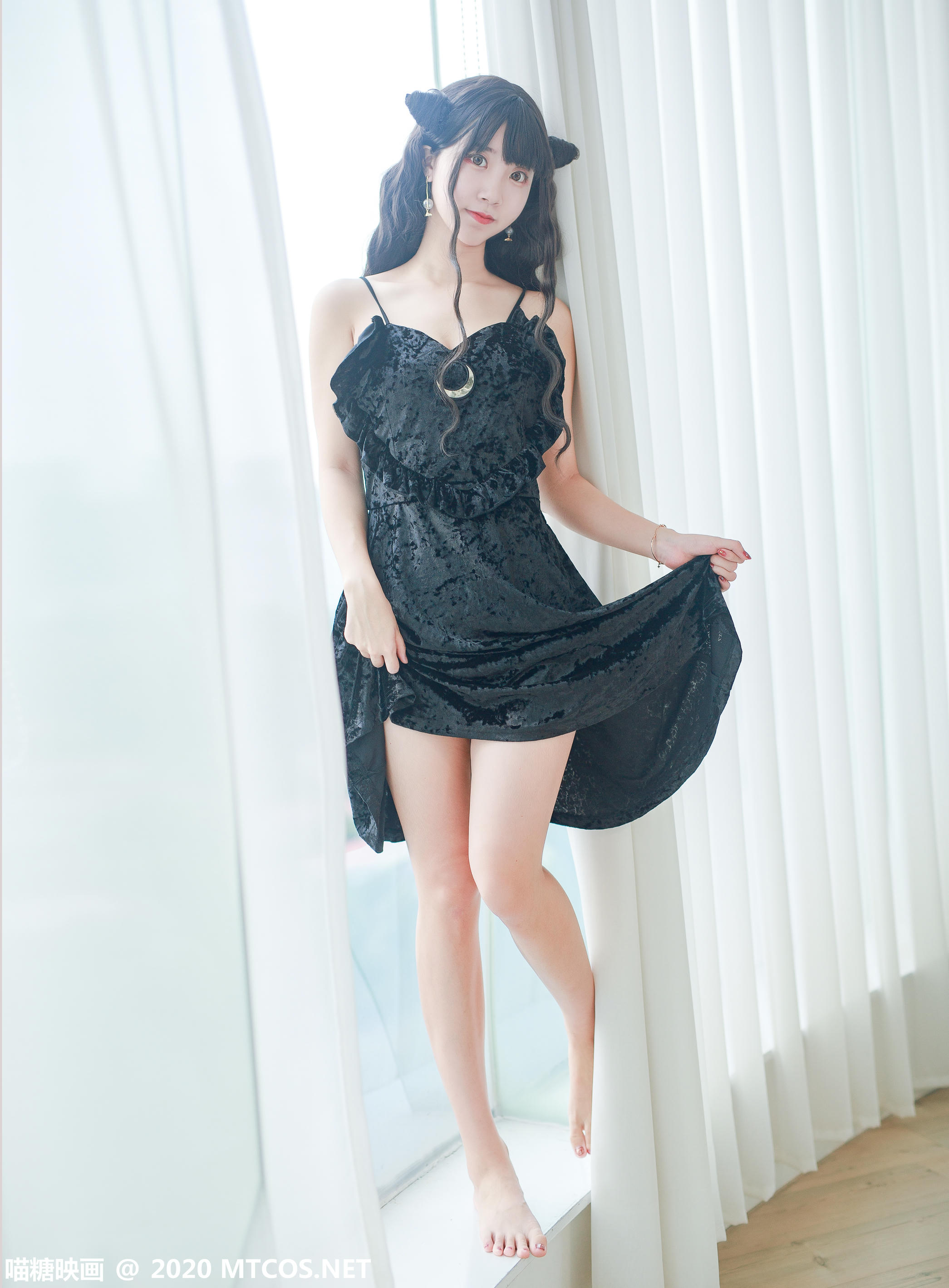 [喵糖映画] VOL.160 小恶魔黑裙[31P／486M]_第1集