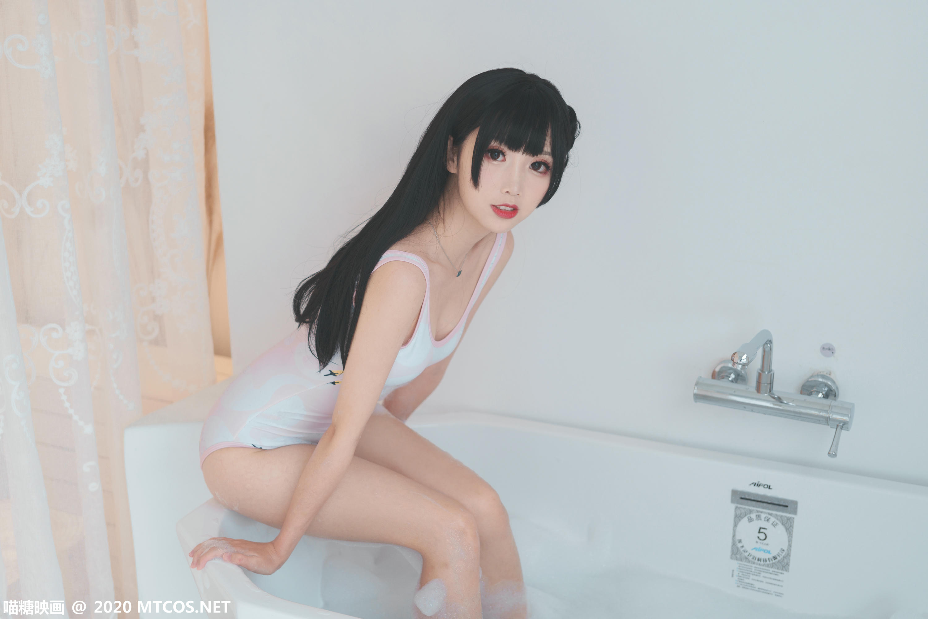 [喵糖映画] VOL.167 浴缸泡泡[41P／529M]_第1集