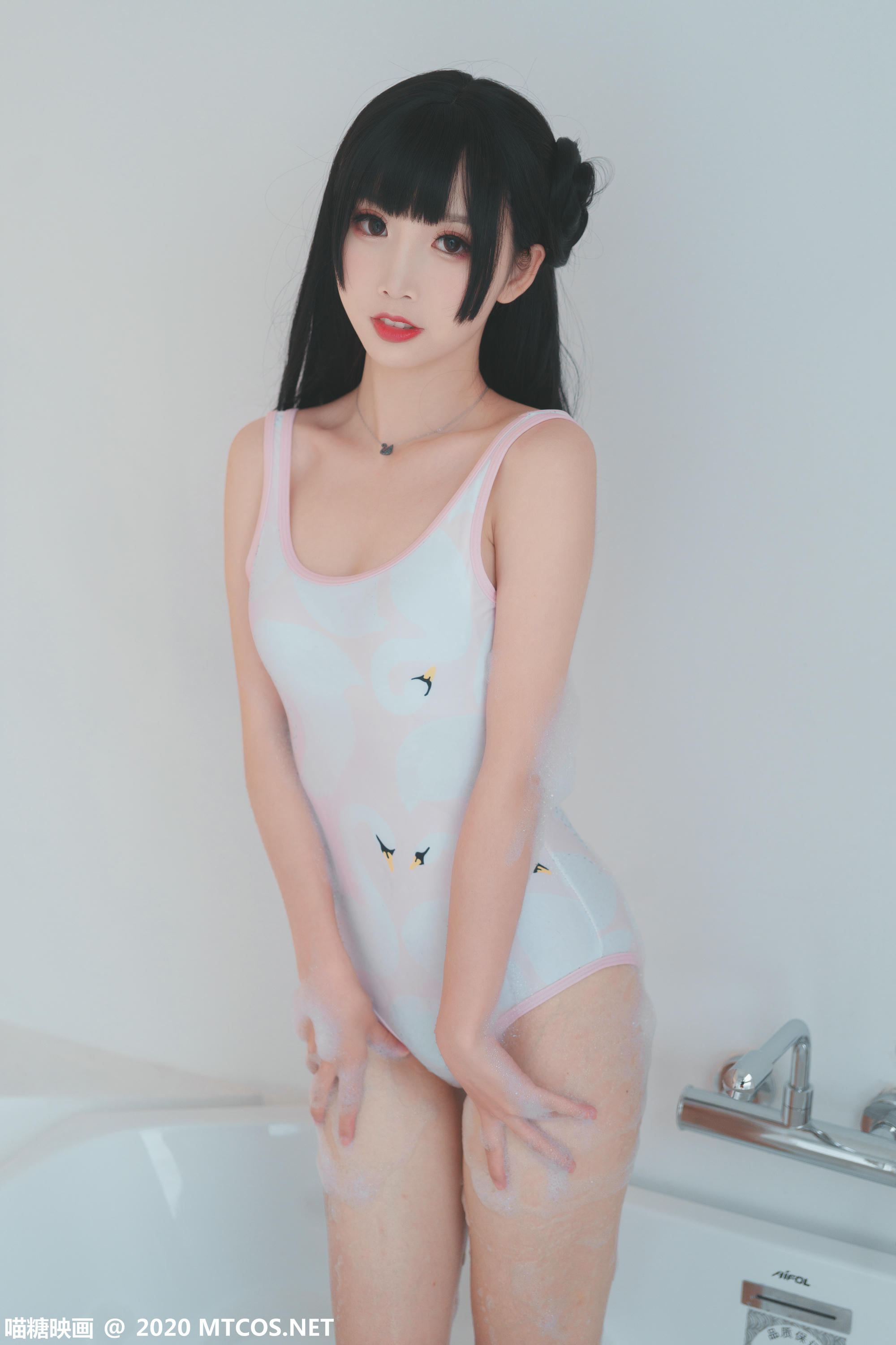 [喵糖映画] VOL.167 浴缸泡泡[41P／529M]_第1集