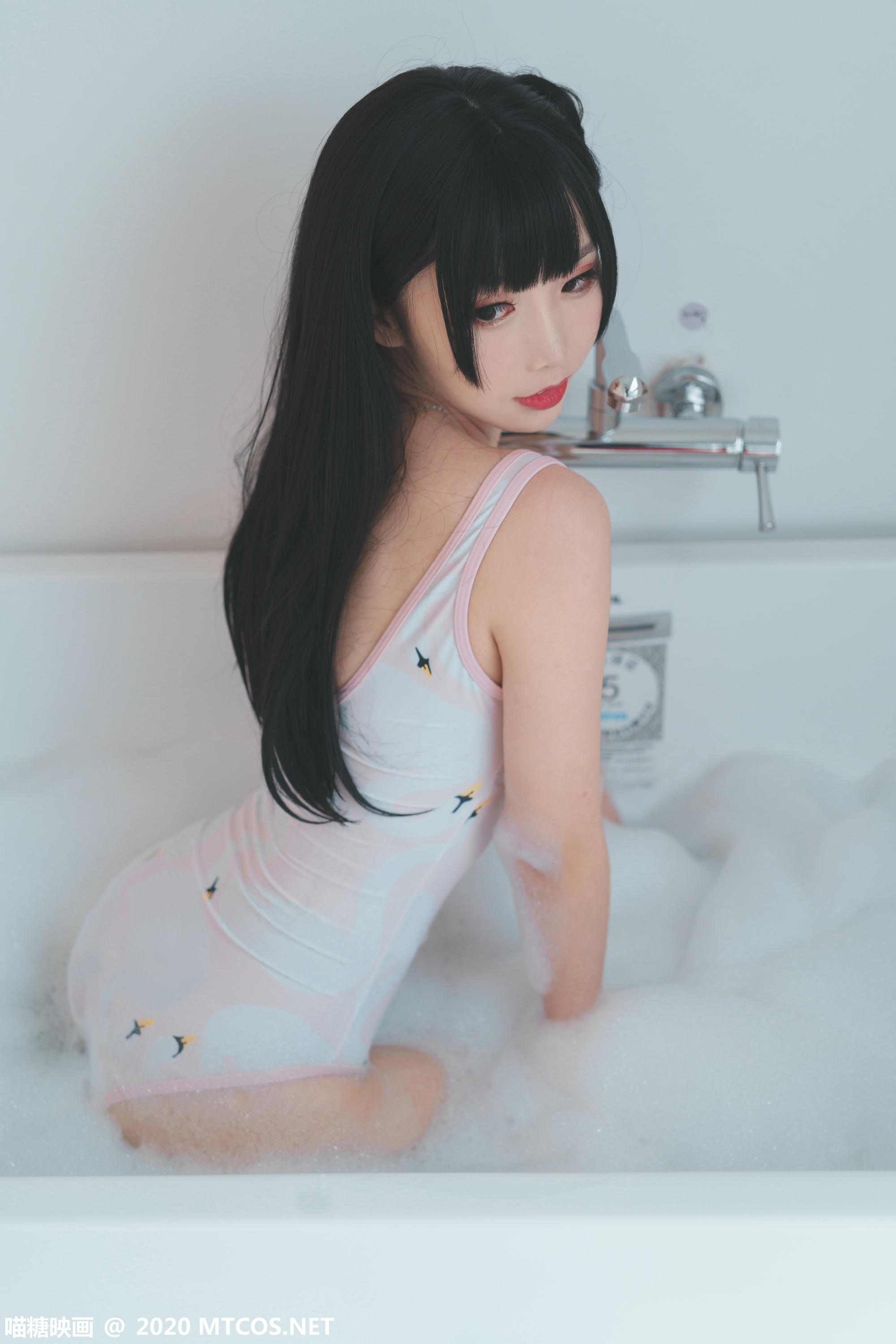 [喵糖映画] VOL.167 浴缸泡泡[41P／529M]_第1集