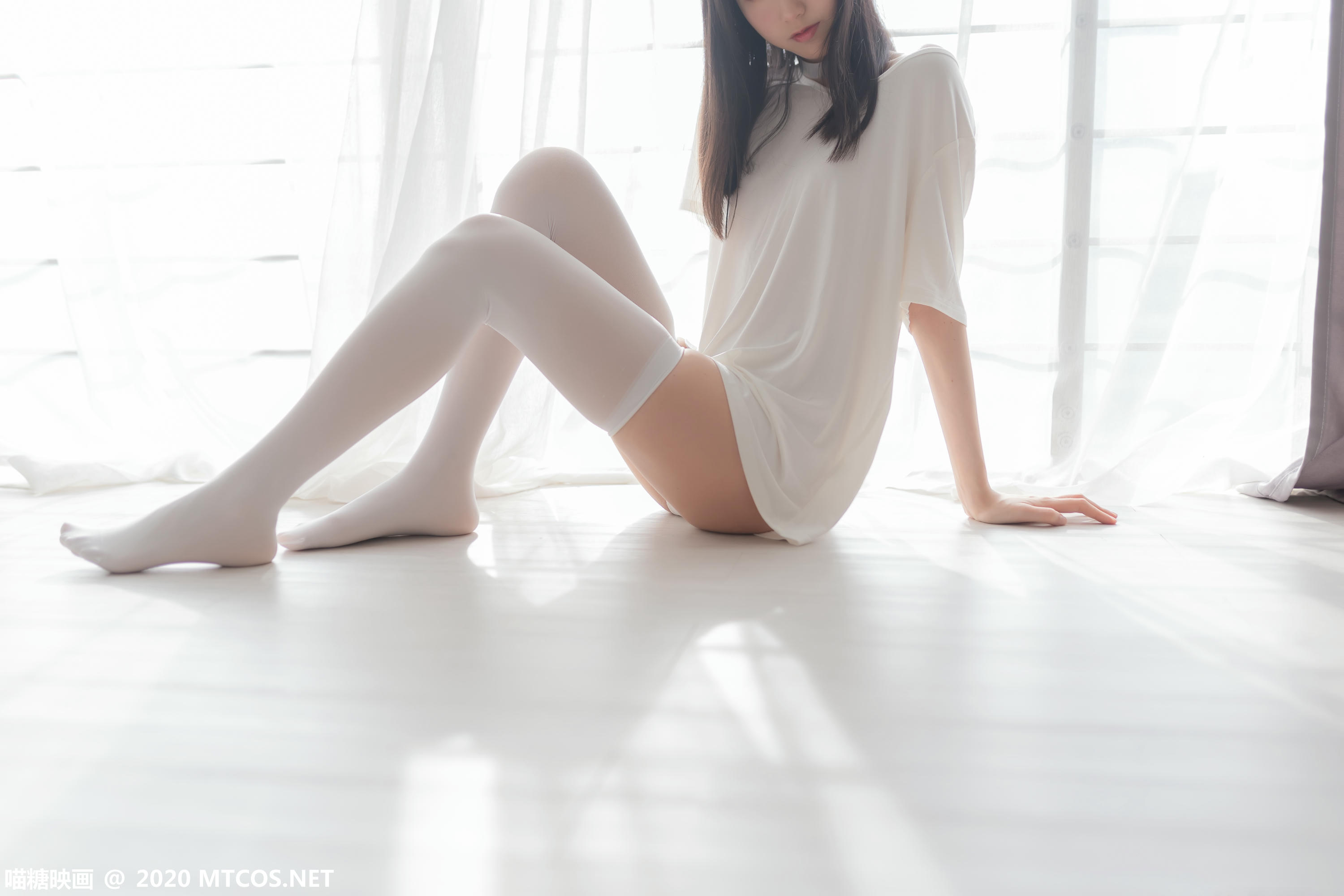 [喵糖映画] VOL.170 纯白私房[76P／564M]_第2集