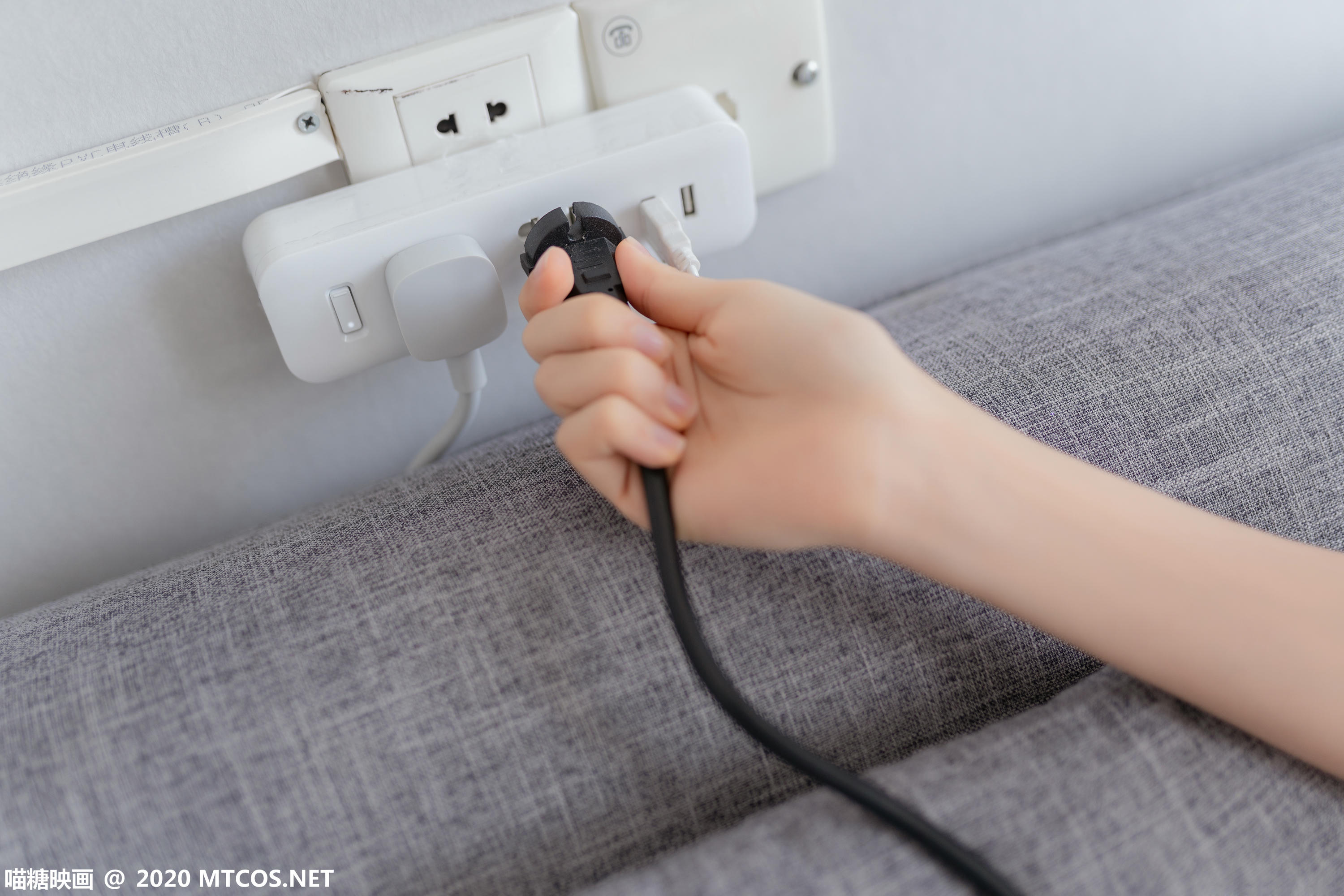 [喵糖映画] VOL.170 纯白私房[76P／564M]_第3集