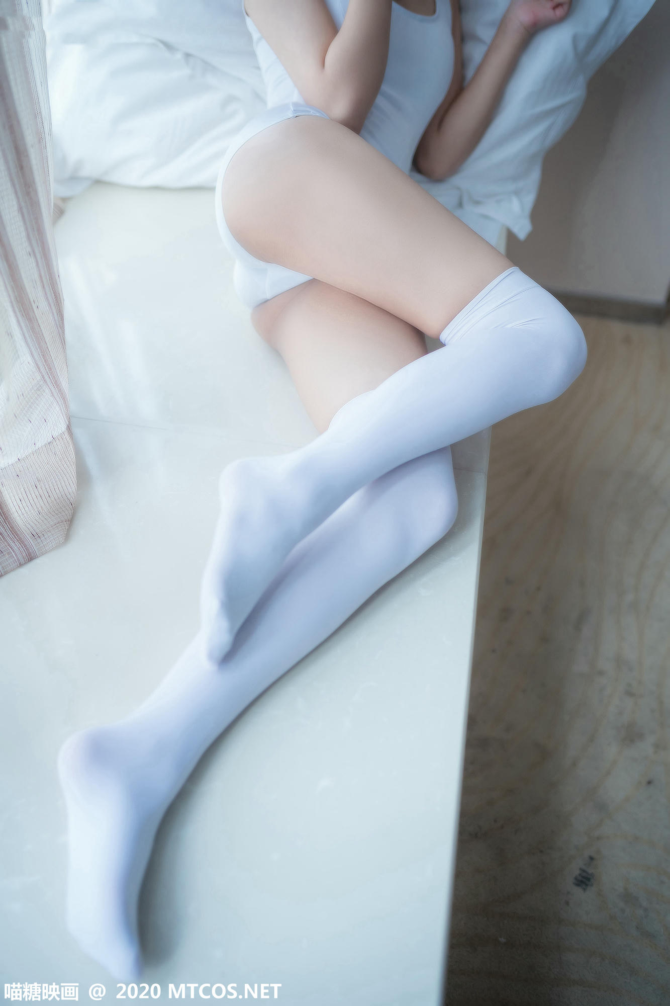 [喵糖映画] VOL.172 白色死库水[49P／282M]_第2集