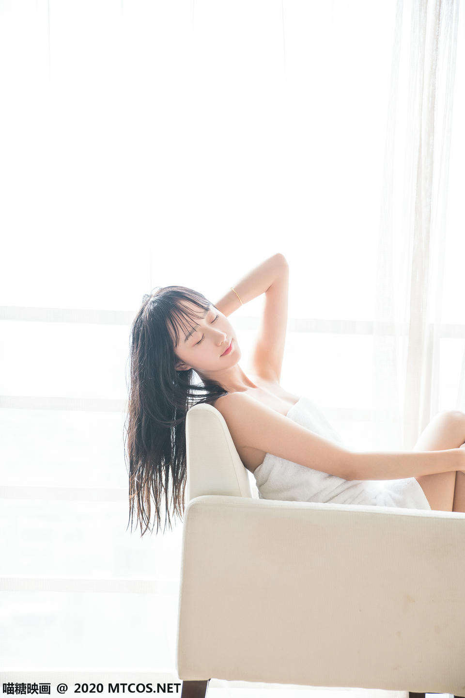 [喵糖映画] VOL.174 纯白浴巾[58P／161M]_第1集