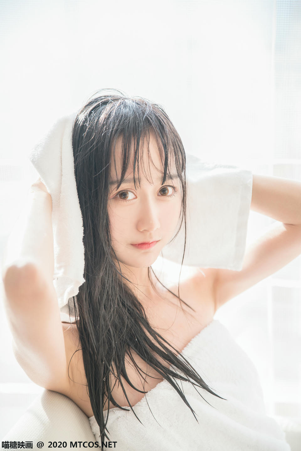 [喵糖映画] VOL.174 纯白浴巾[58P／161M]_第1集