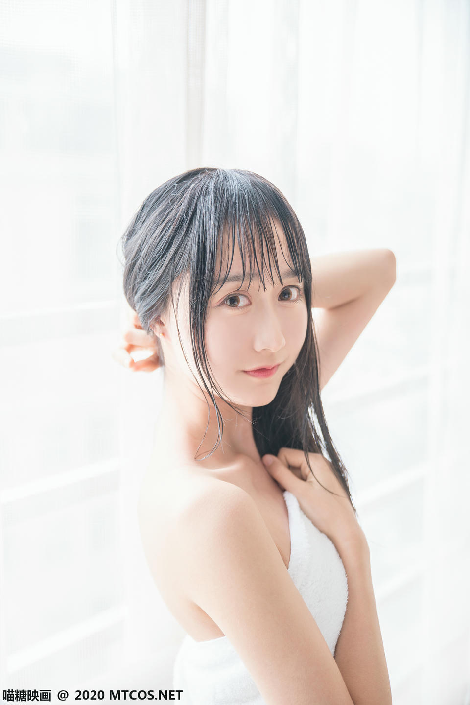 [喵糖映画] VOL.174 纯白浴巾[58P／161M]_第1集