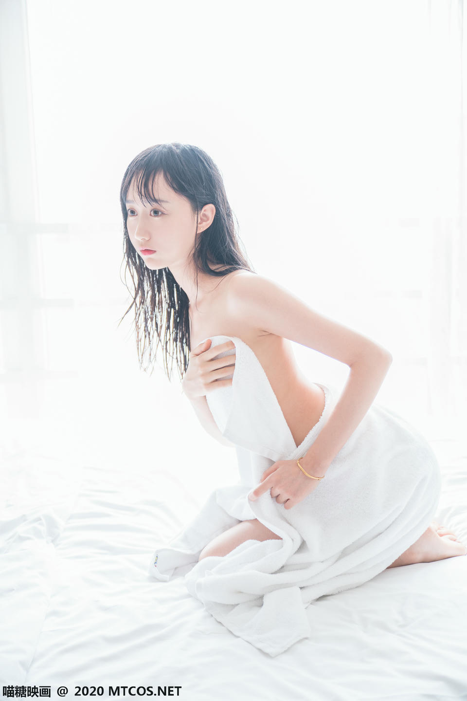 [喵糖映画] VOL.174 纯白浴巾[58P／161M]_第2集