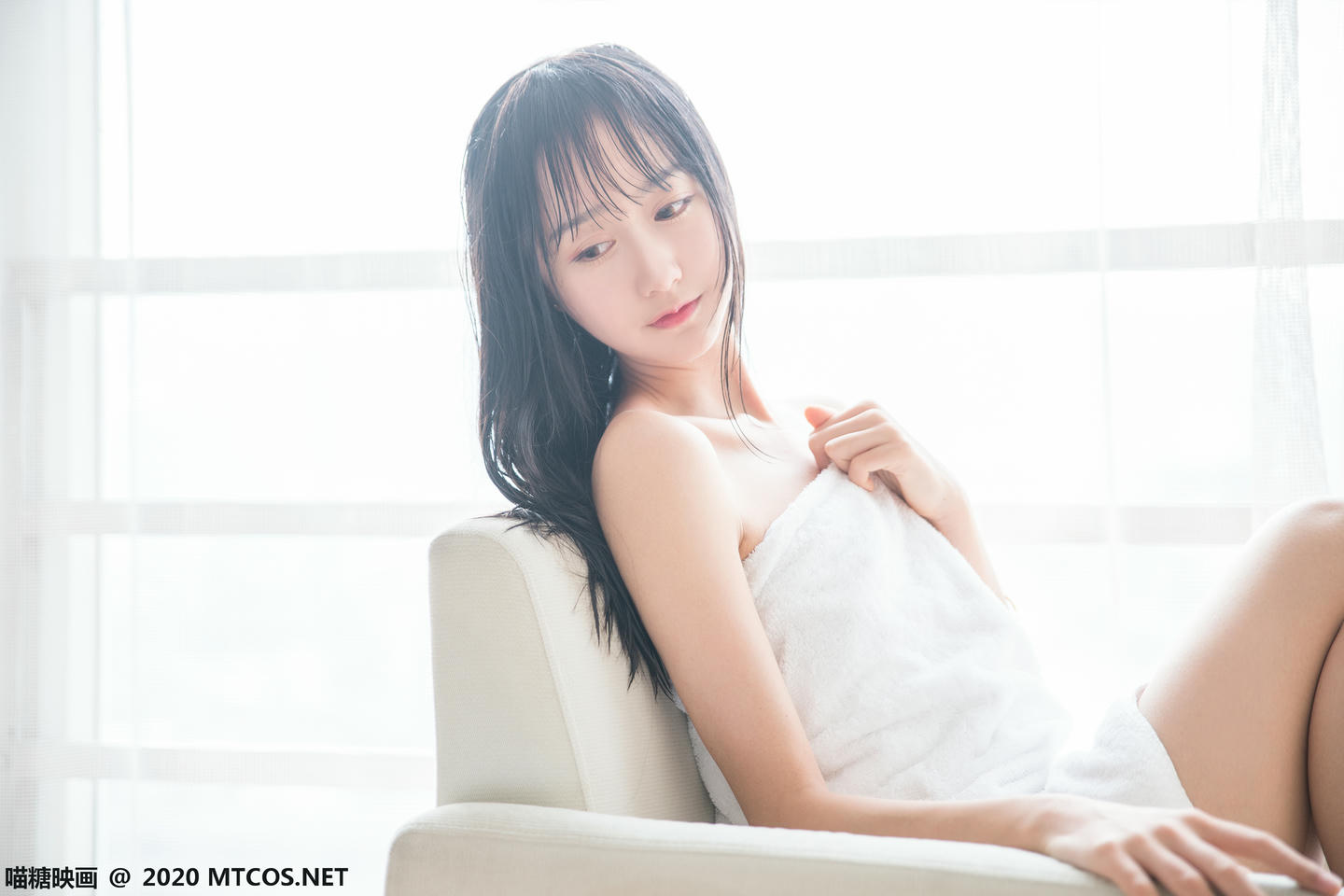 [喵糖映画] VOL.174 纯白浴巾[58P／161M]_第1集