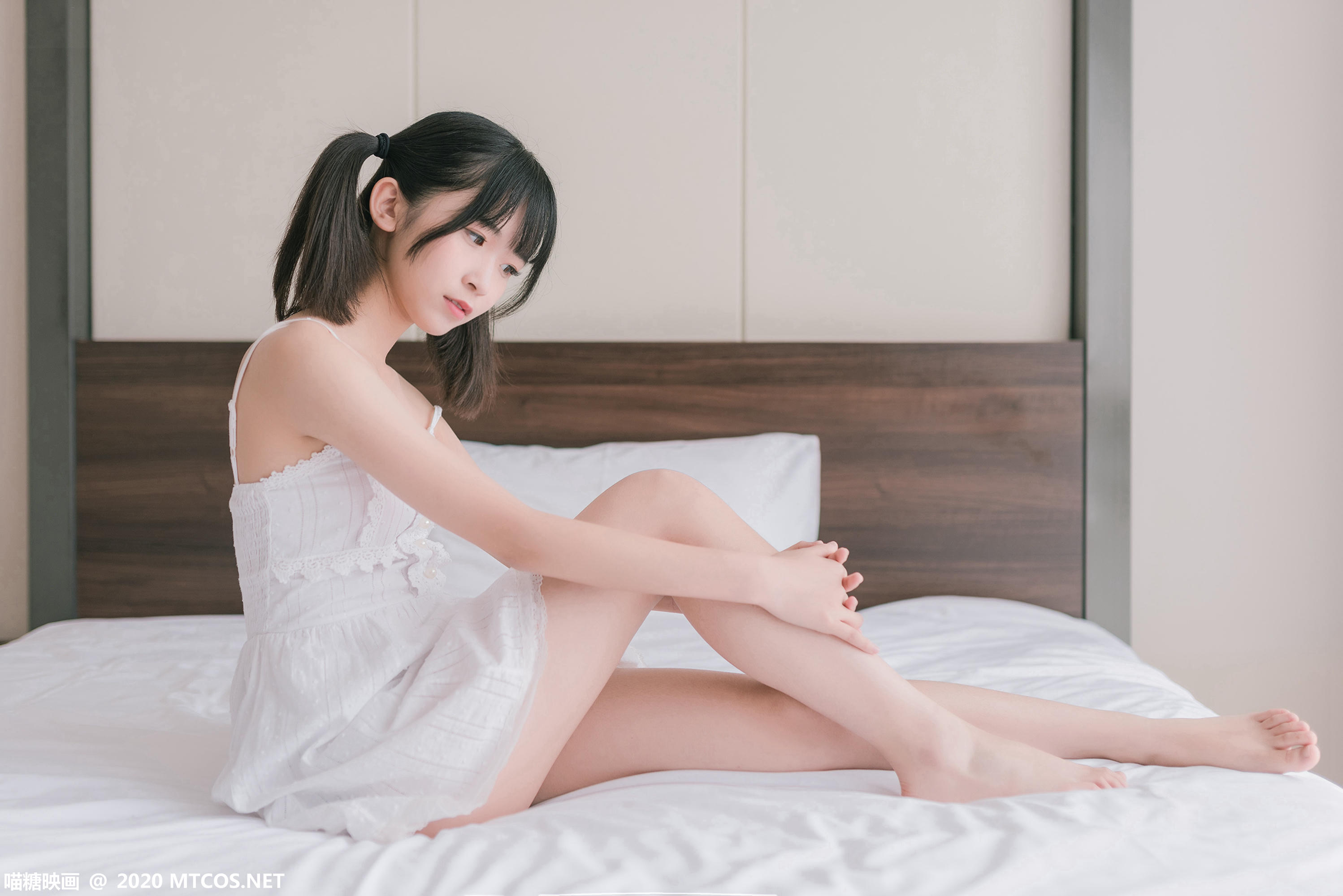 [喵糖映画] VOL.177 白裙少女[47P／233M]_第1集