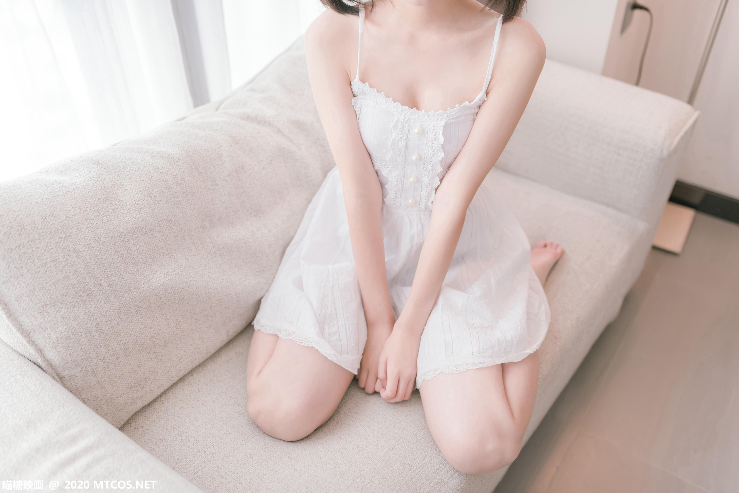 [喵糖映画] VOL.177 白裙少女[47P／233M]_第1集