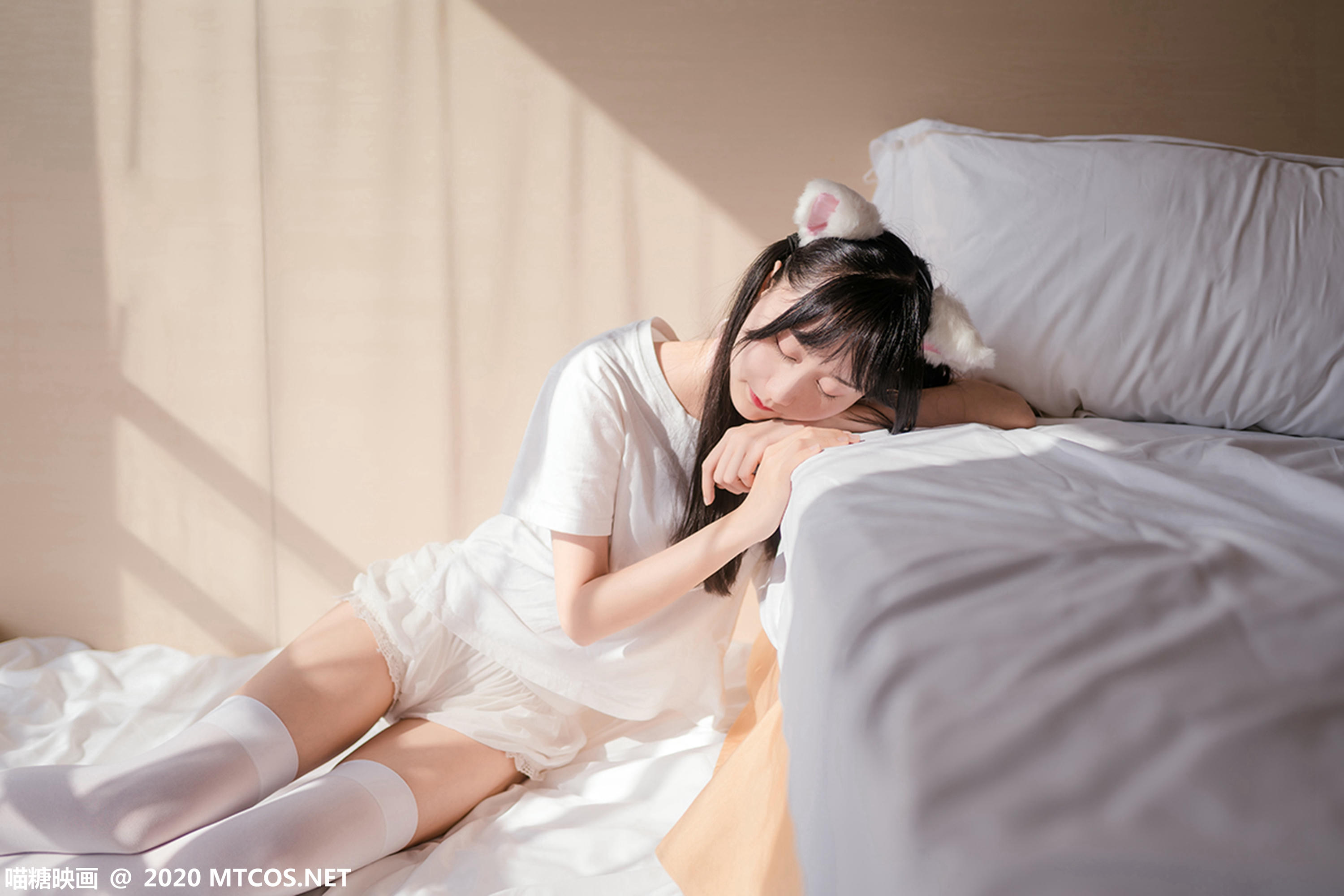 [喵糖映画] VOL.178 猫系少女[51P／300M]_第2集