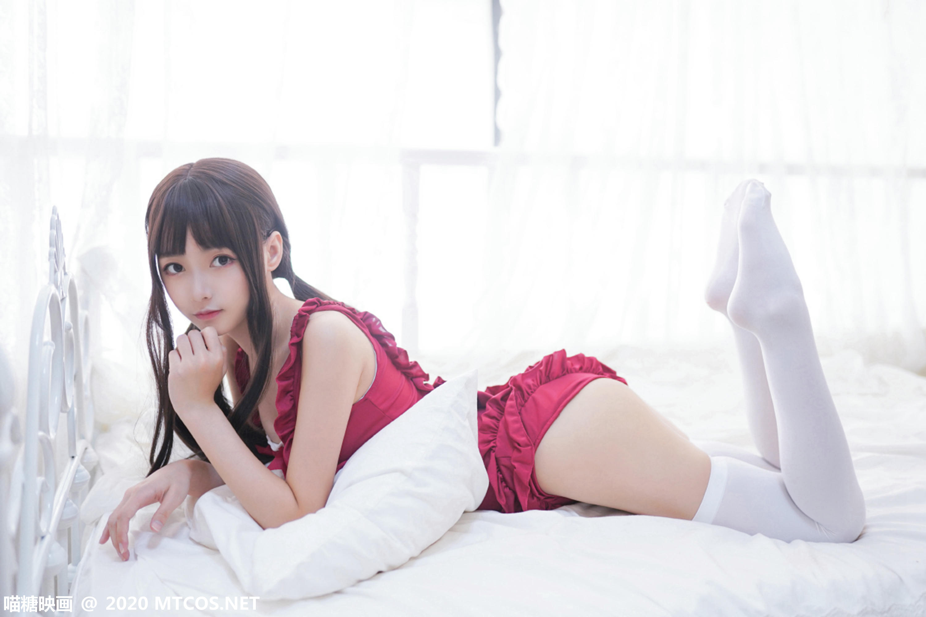 [喵糖映画] VOL.179 粉色浴缸泡泡[47P／223M]_第2集