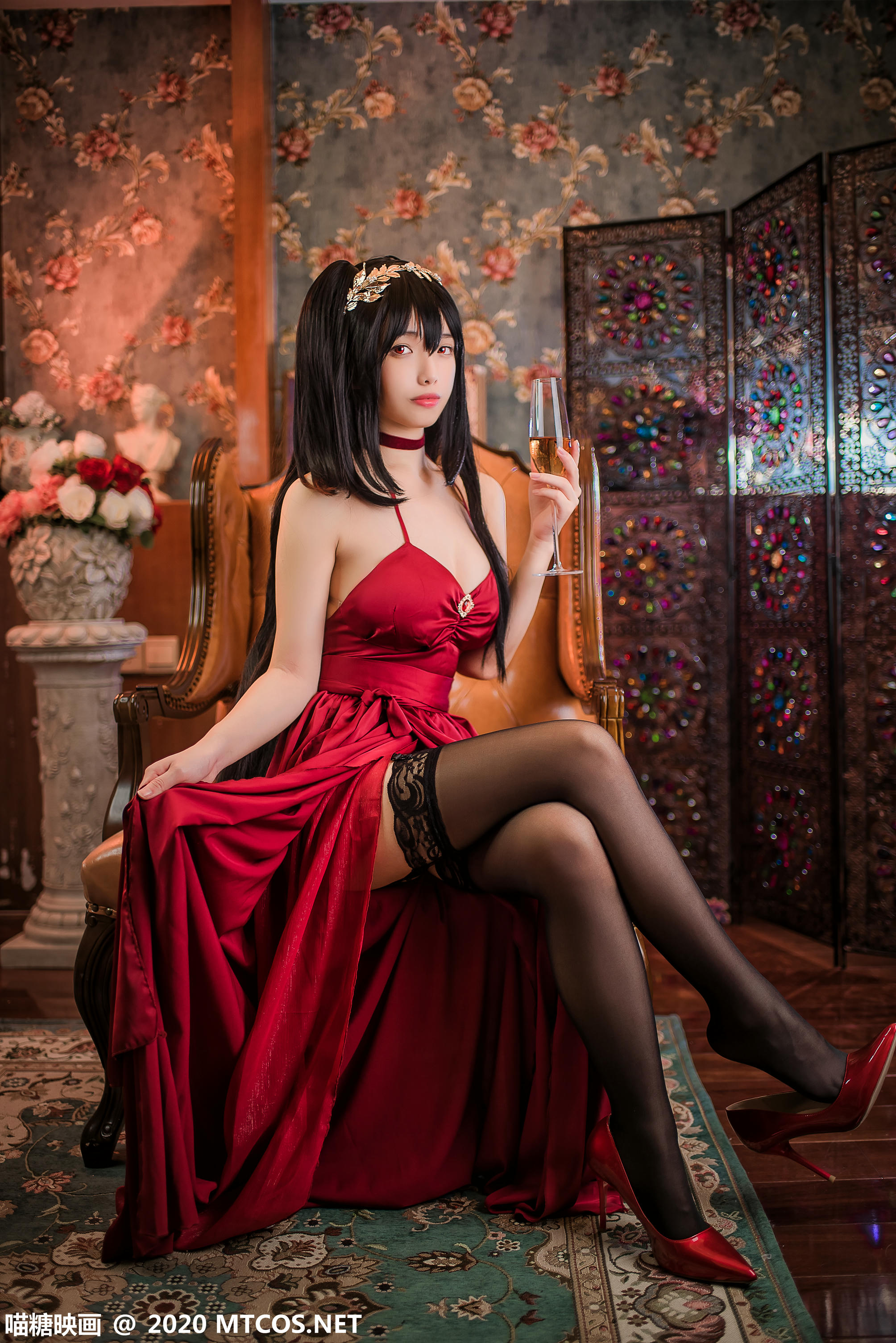 [喵糖映画] VOL.183 大凤礼服[38P／704M]_第1集