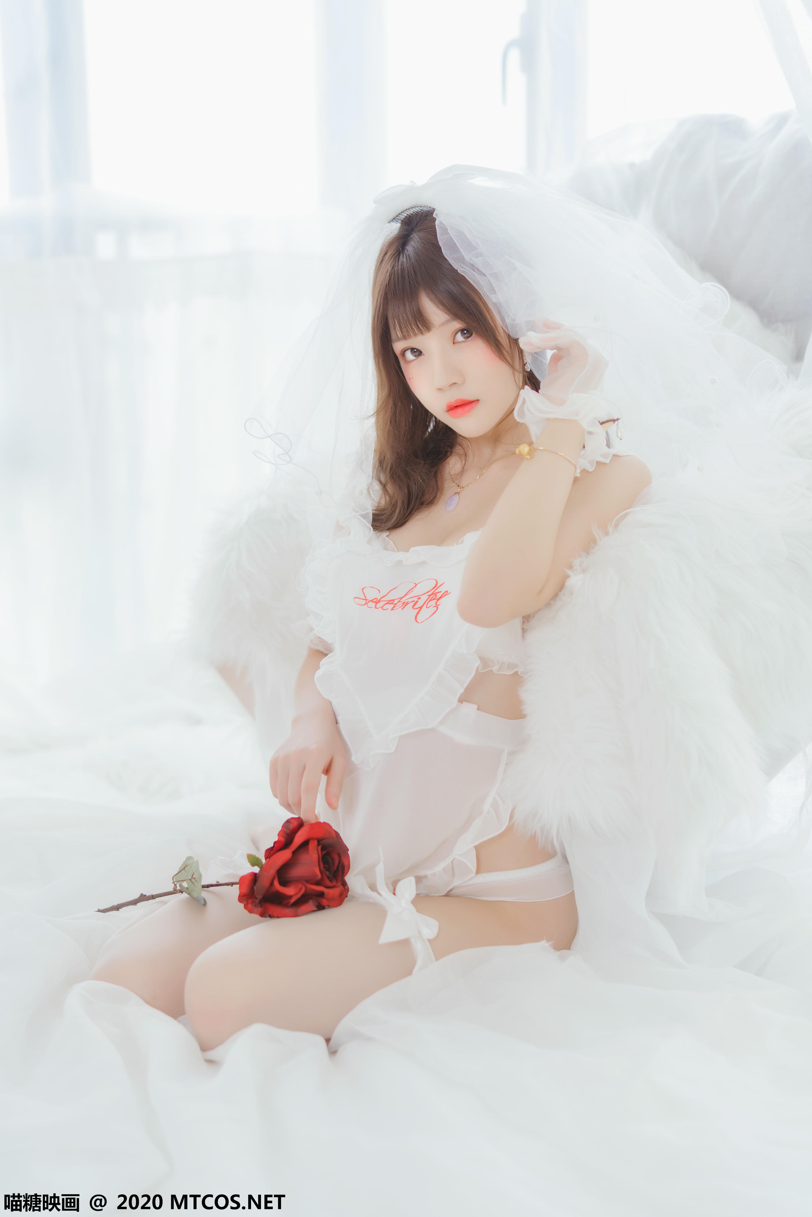 [喵糖映画] VOL.186 纯白轻纱[25P／440MB]_第1集