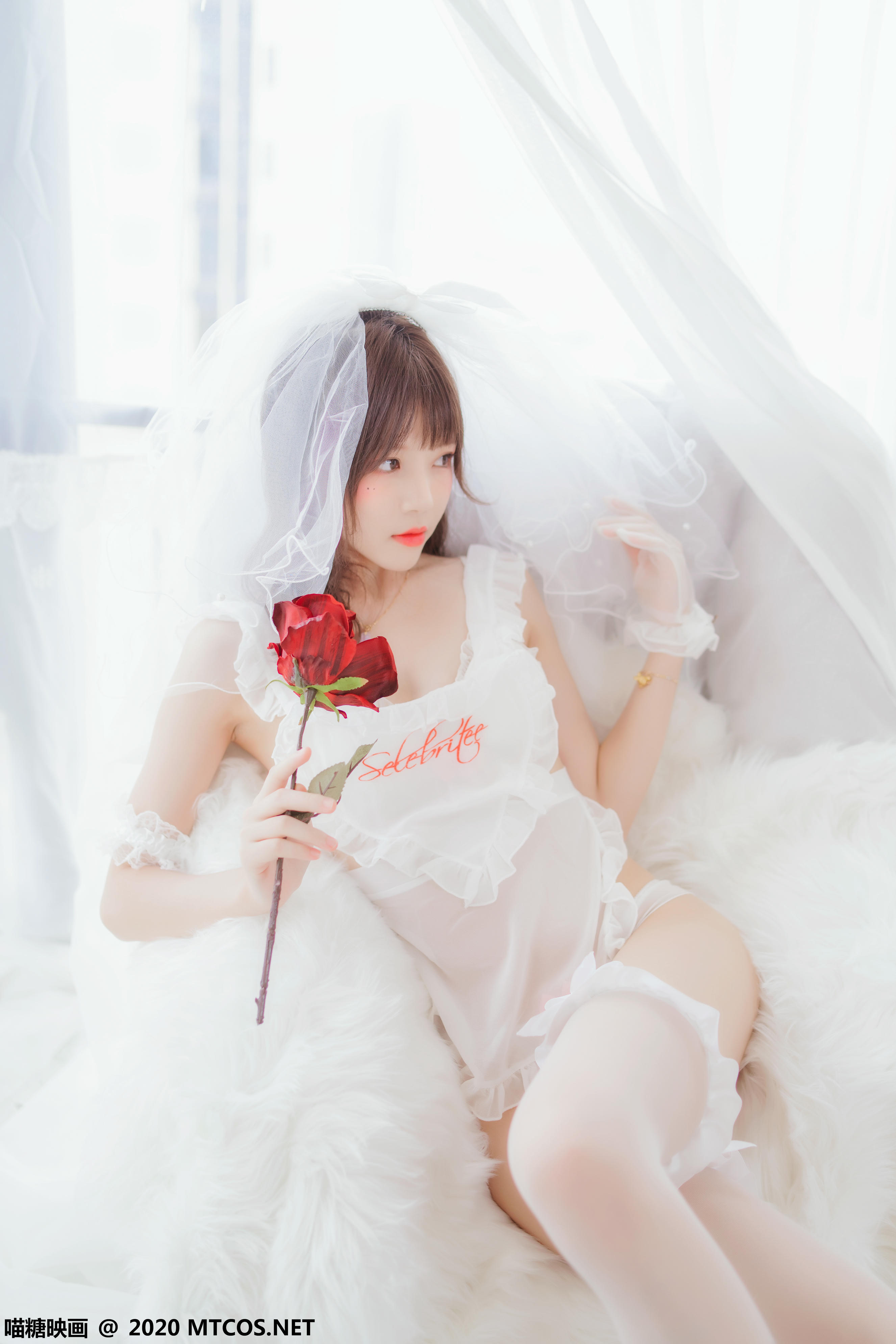 [喵糖映画] VOL.186 纯白轻纱[25P／440MB]_第1集