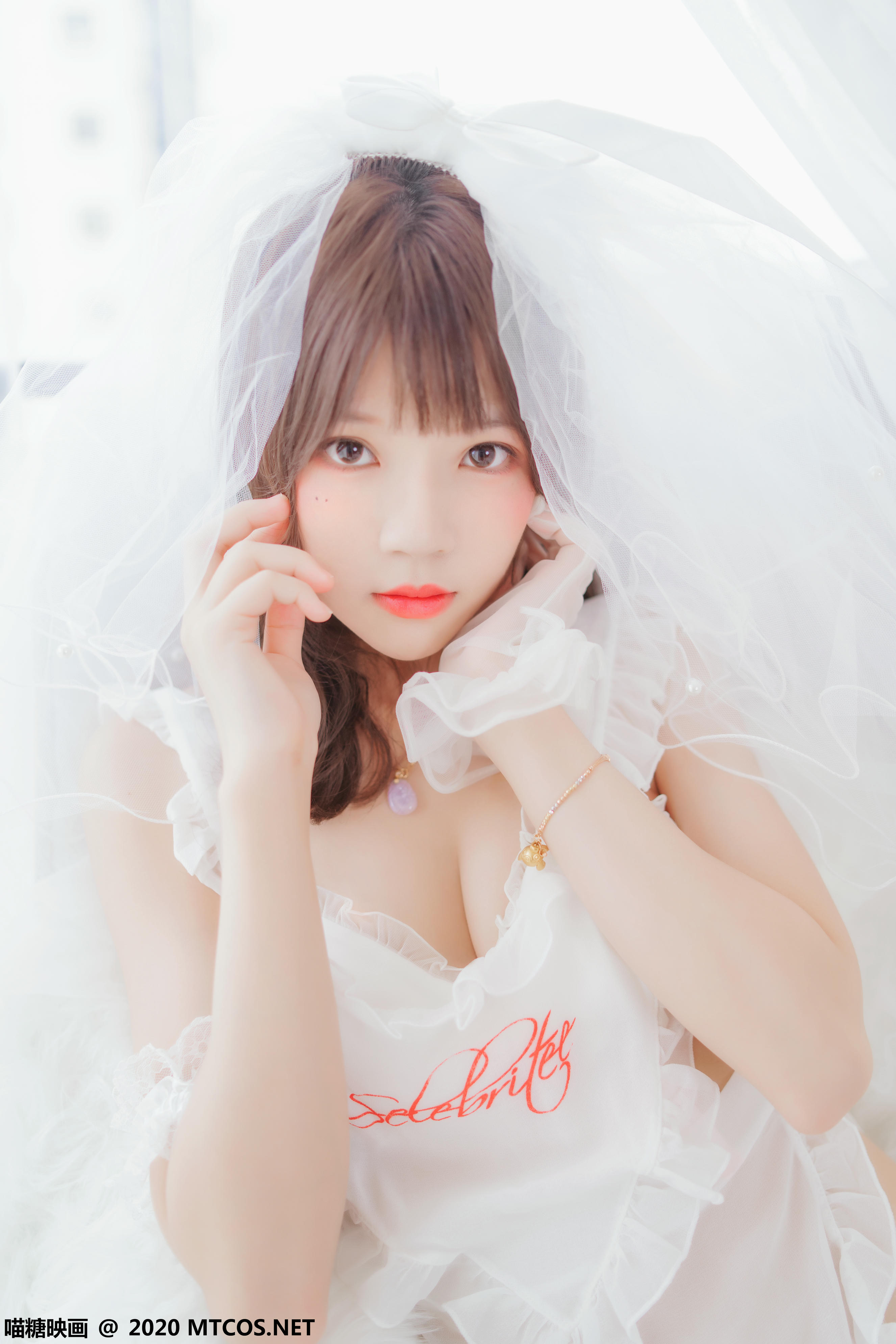 [喵糖映画] VOL.186 纯白轻纱[25P／440MB]_第1集